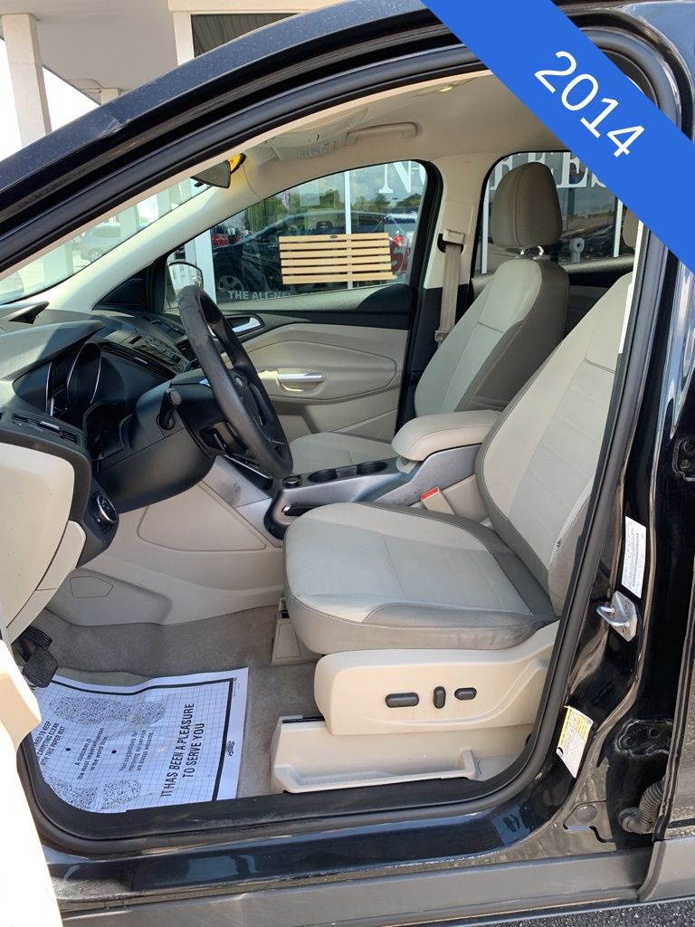 Used 2014 Ford Escape SE with VIN 1FMCU0GX6EUA94384 for sale in Kansas City