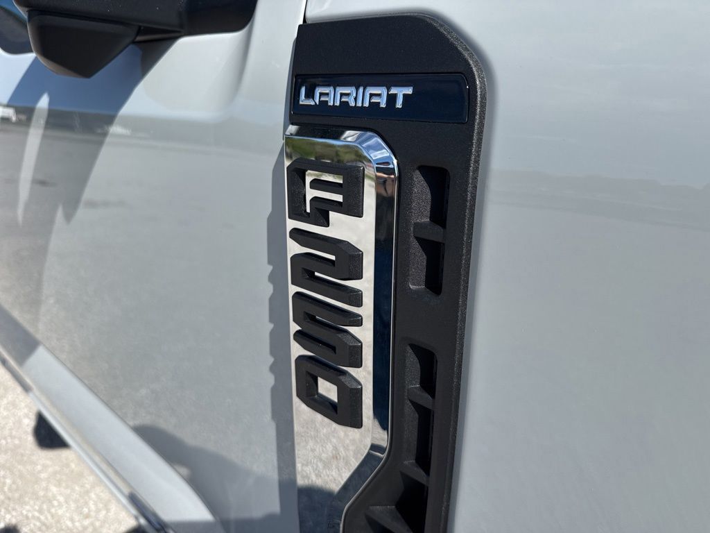 2026 Ford F-250 Super Duty Lariat - Photo 14