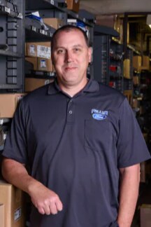 Staff member Steve Hopkins from ID_6c05d16fe7f8