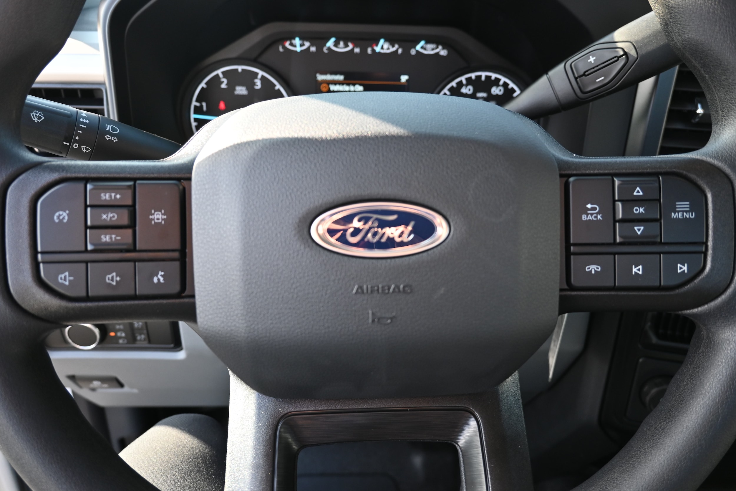 2025 Ford F-350 Super Duty Chassis Cab XL - Photo 8