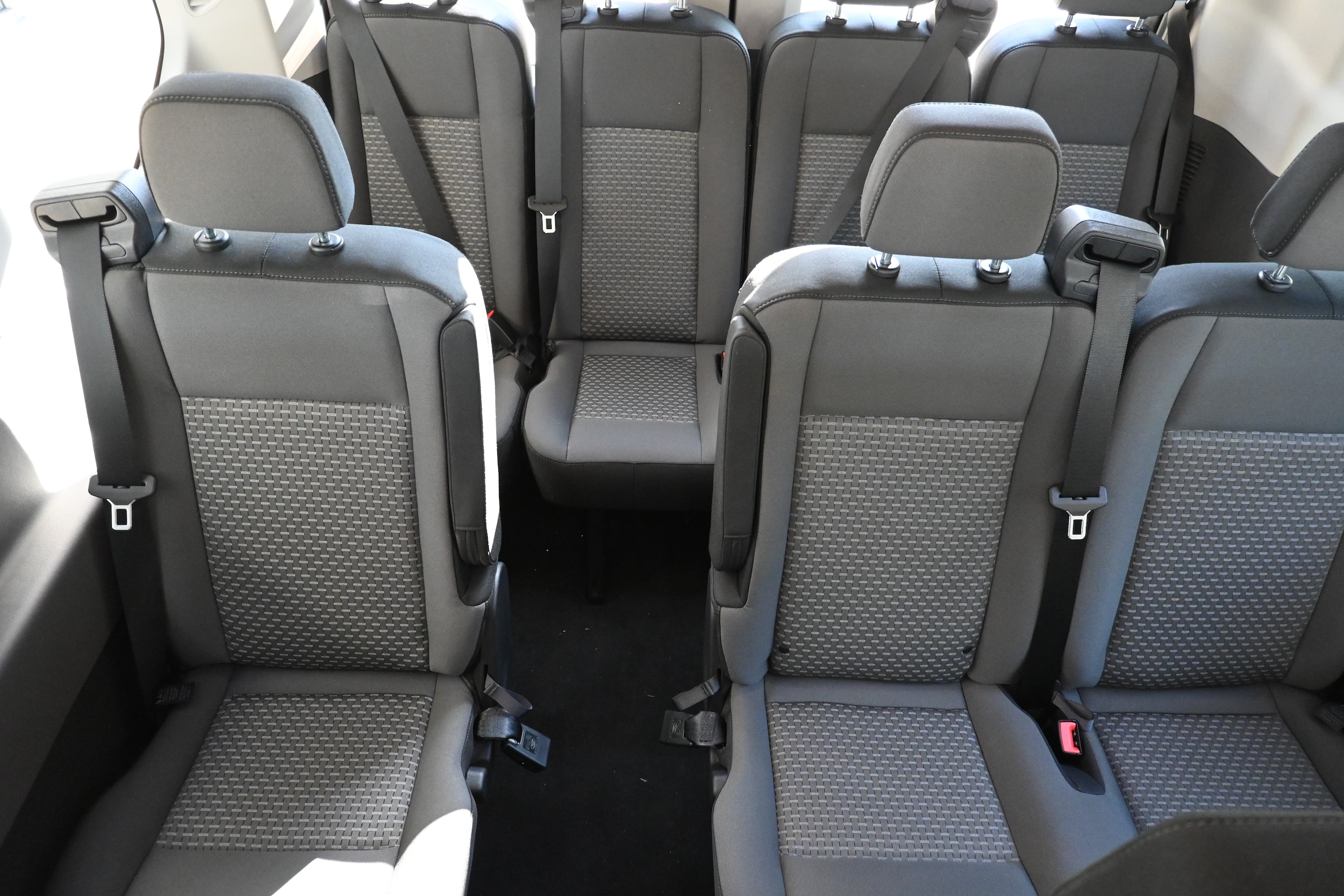 2025 Ford Transit Passenger Van XLT - Photo 14