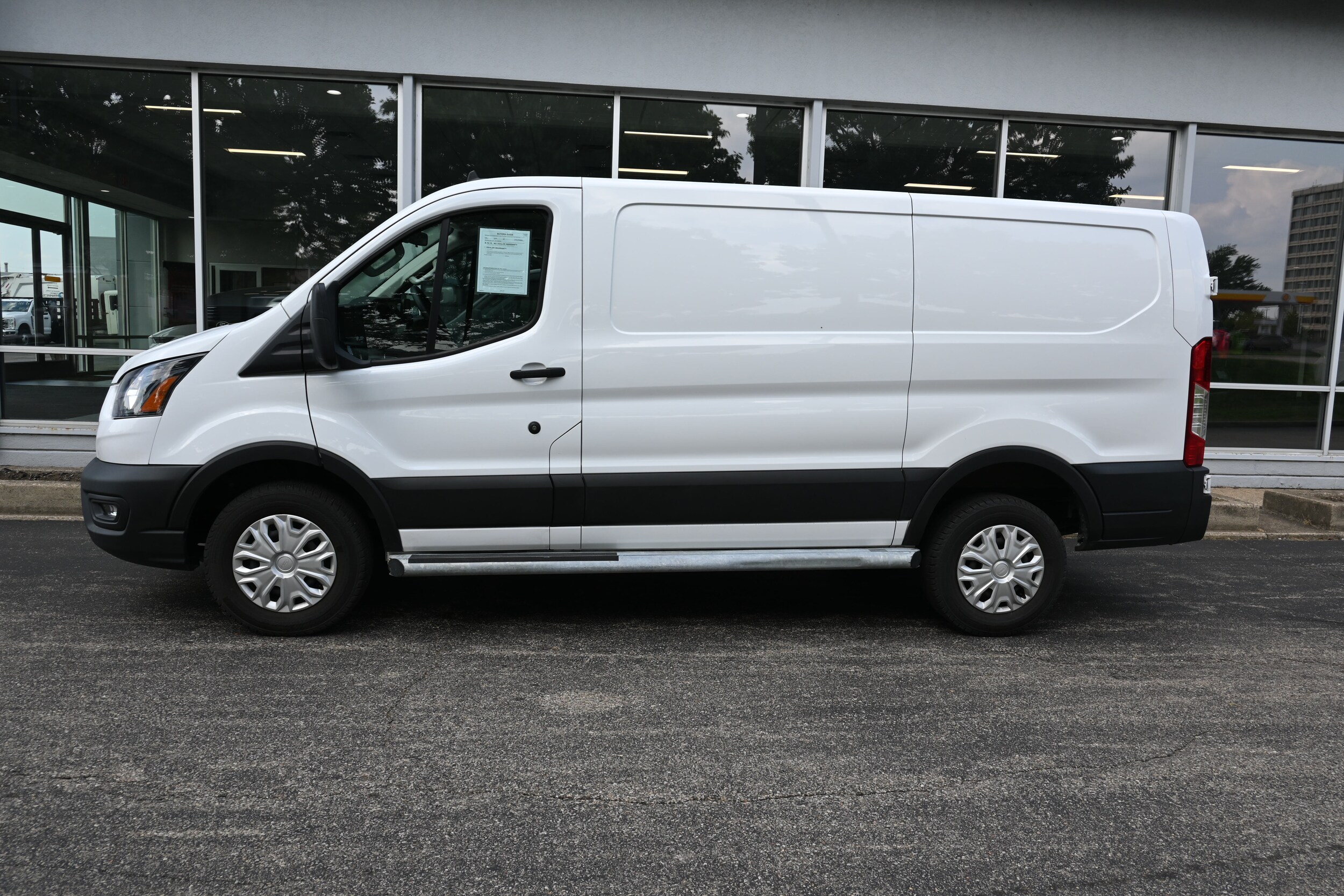 2023 Ford Transit photo 2