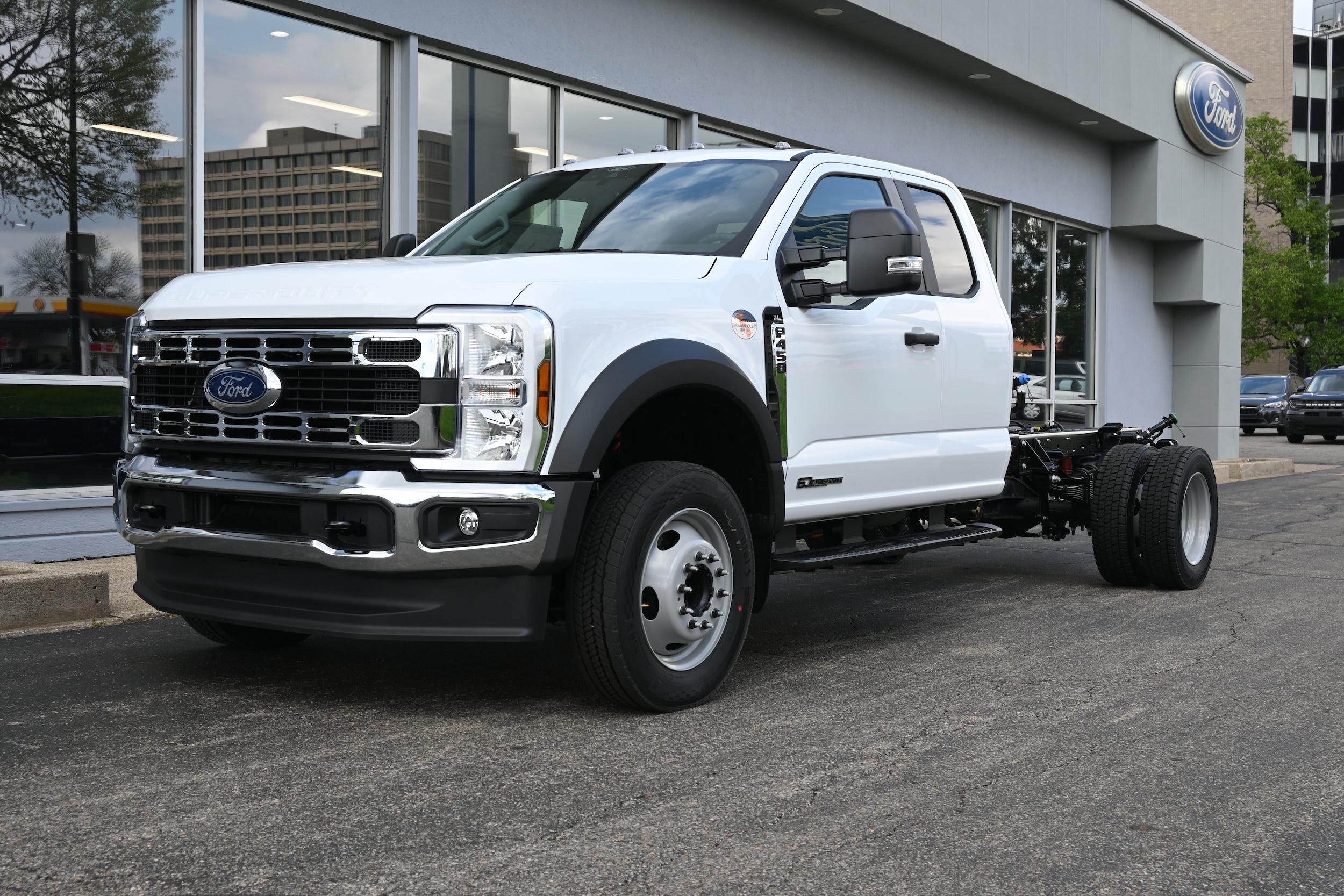 2026 Ford F-450 XL SuperCab 192-In DRW's photo