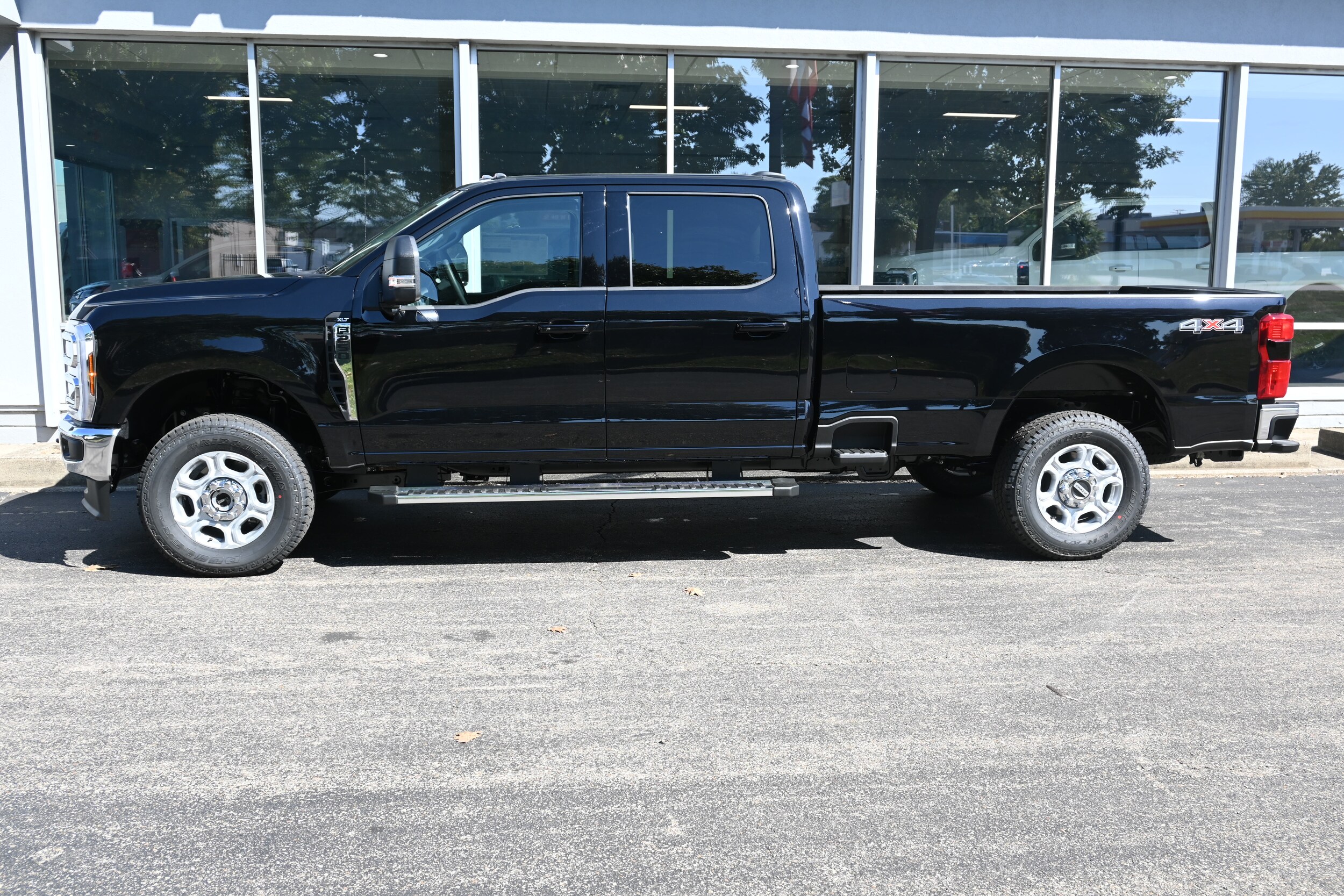 2026 Ford F-250 XLT photo 3