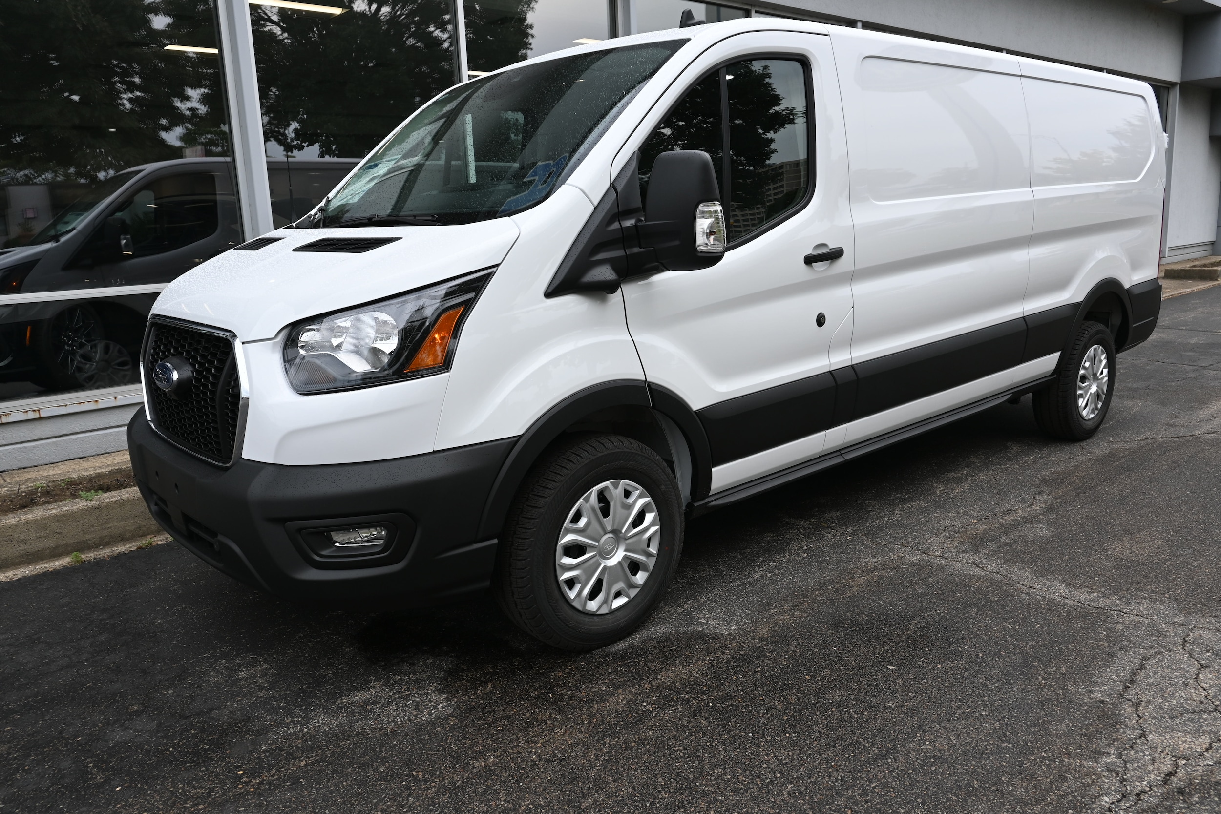 2025 Ford Transit Van Base's photo