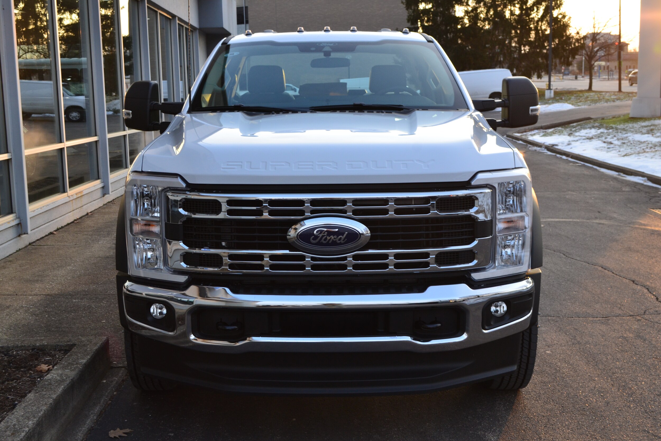 2025 Ford F-450 XL photo 3