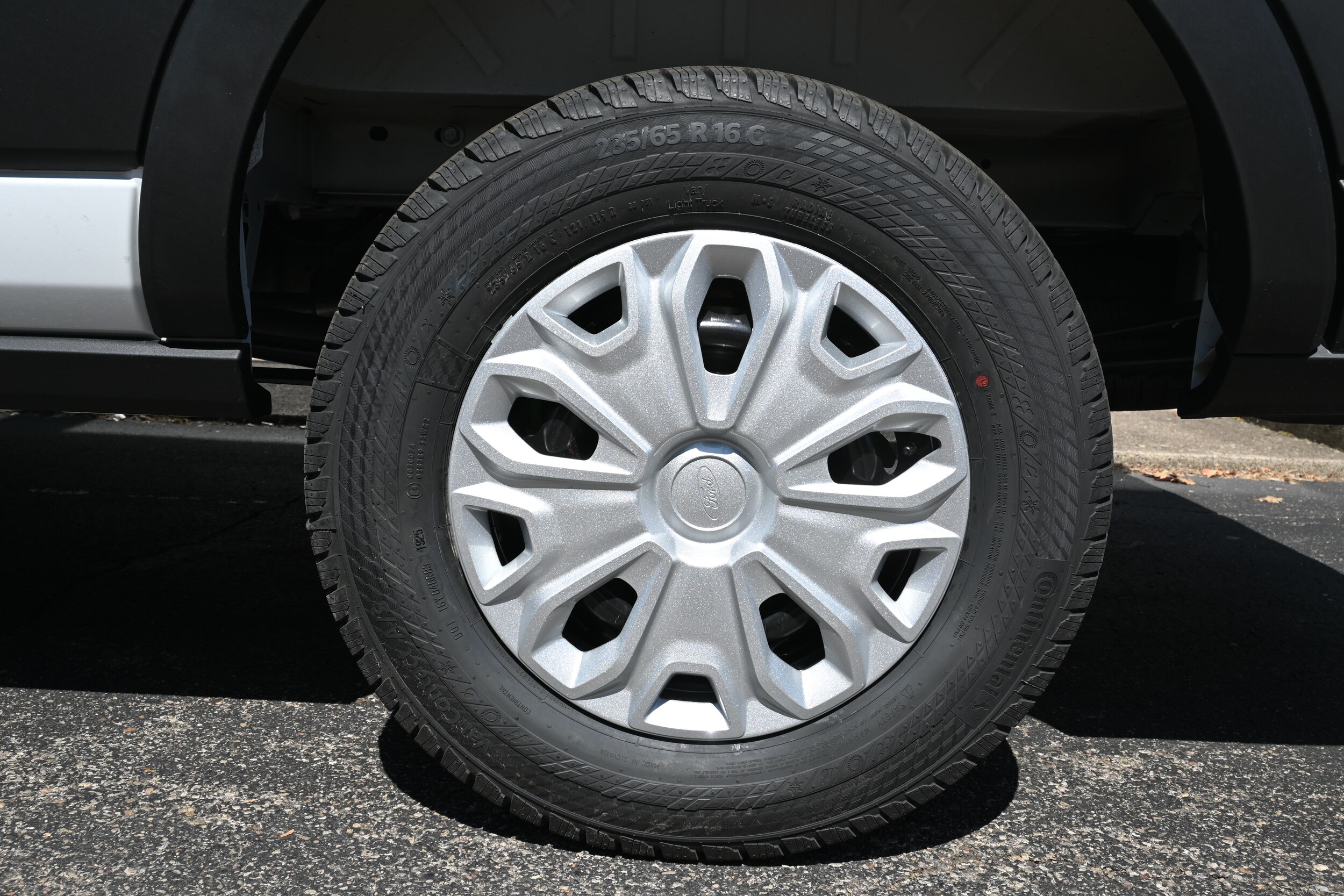 2025 Ford Transit photo 2