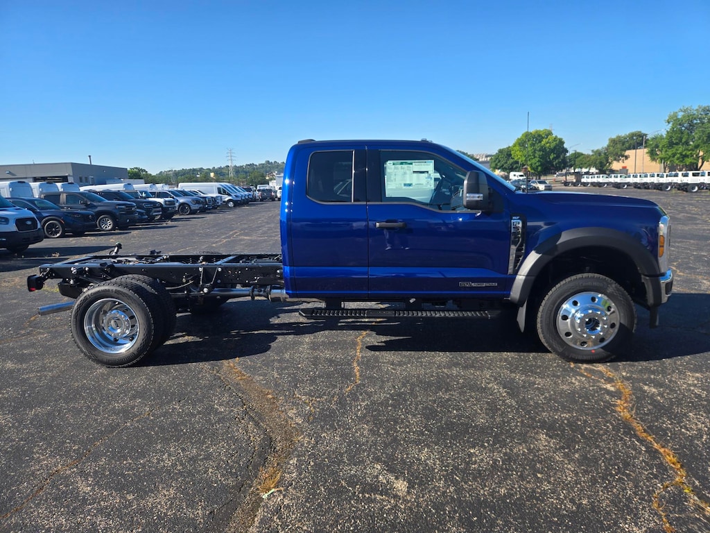 New 2026 Ford F-550 Chassis F-550® XLT Truck Super Cab