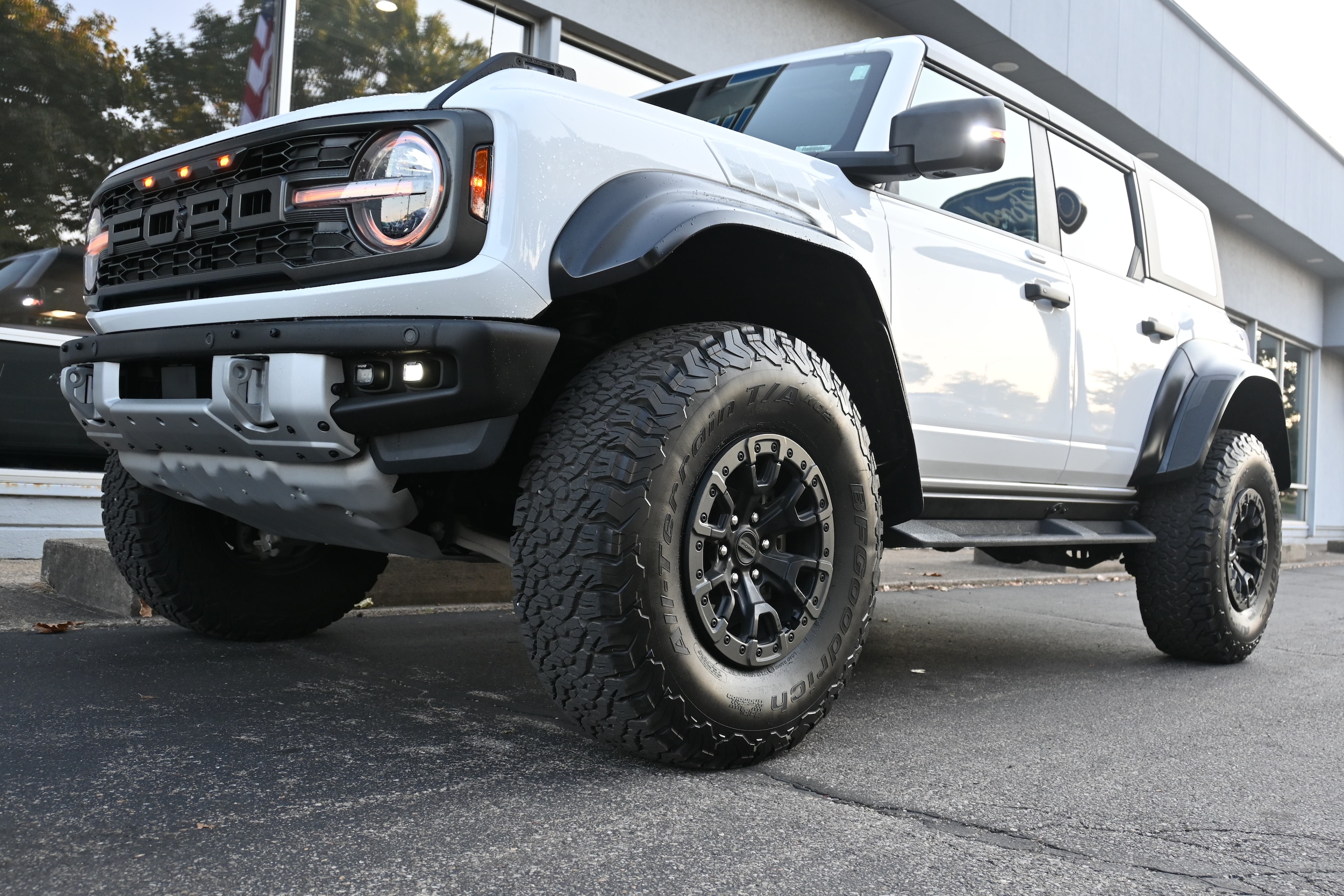 2023 Ford Bronco 4-Door Raptor's photo