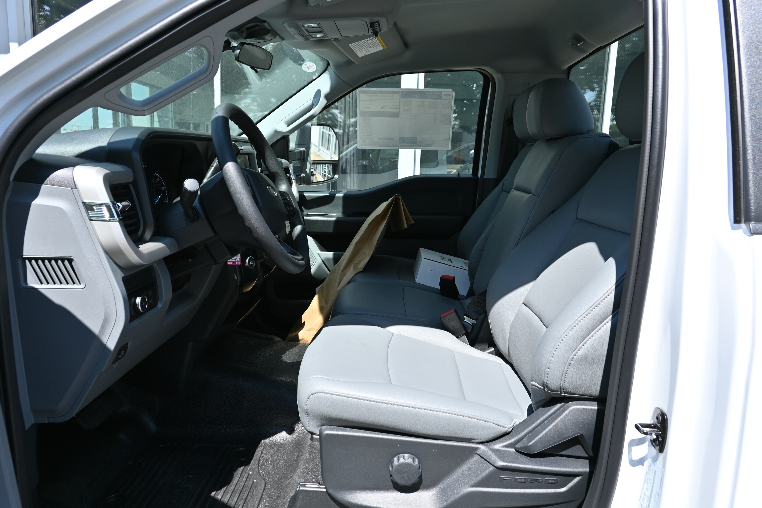 2026 Ford F-350 XL photo 2