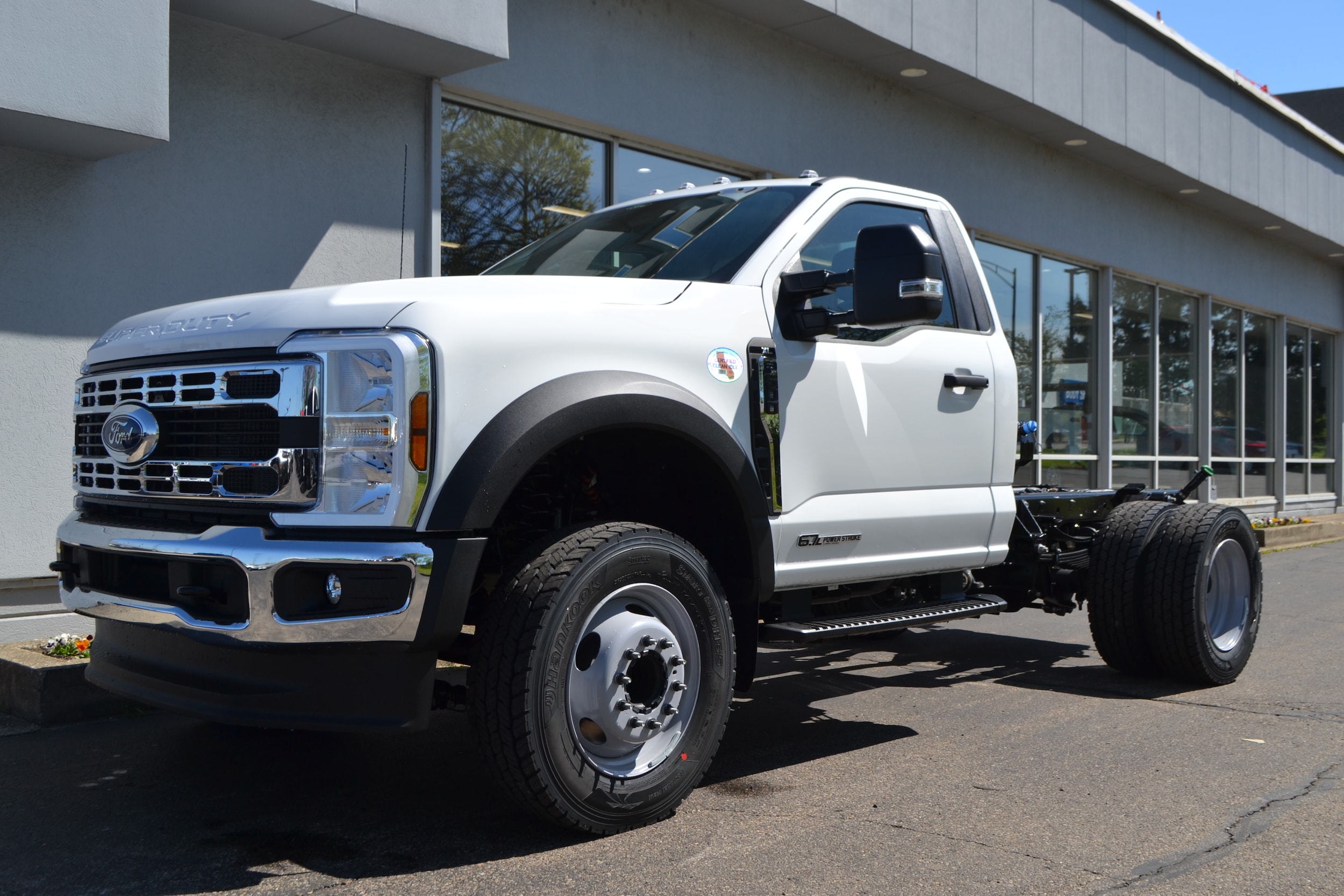 2025 Ford F-600 Super Duty Chassis Cab XL's photo