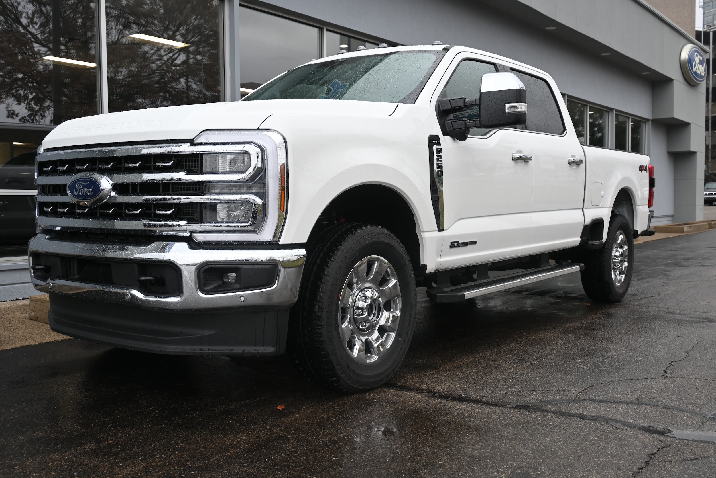 2026 Ford F-250 Lariat 4x4 Crew Cab 6-3/4' Box's photo