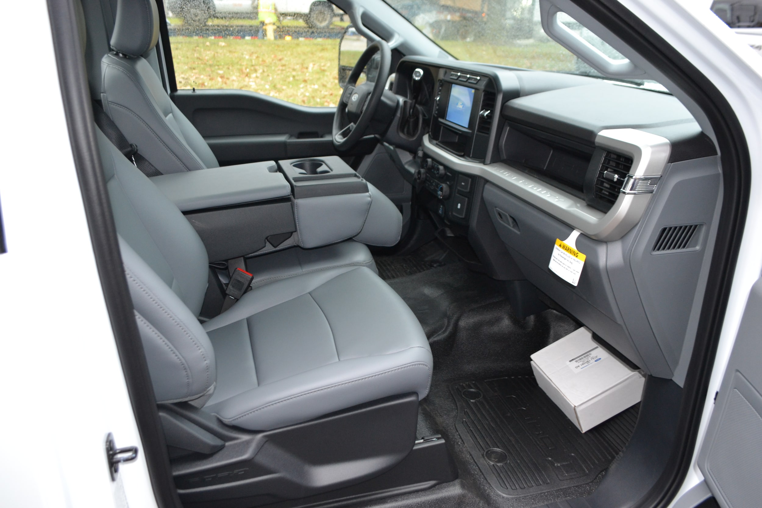 2024 Ford F-550 XL photo 2