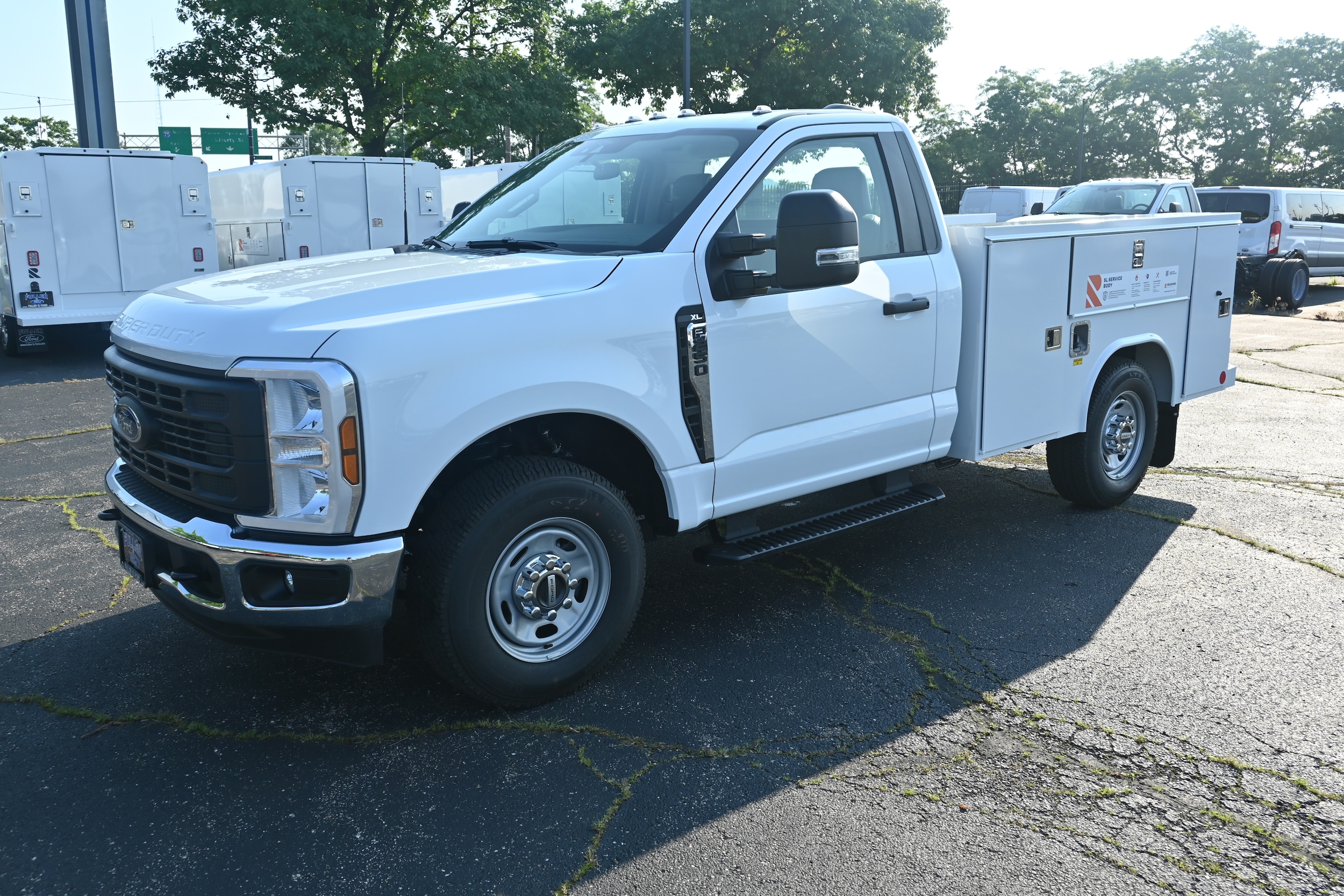 2025 Ford F-250 Super Duty XL's photo