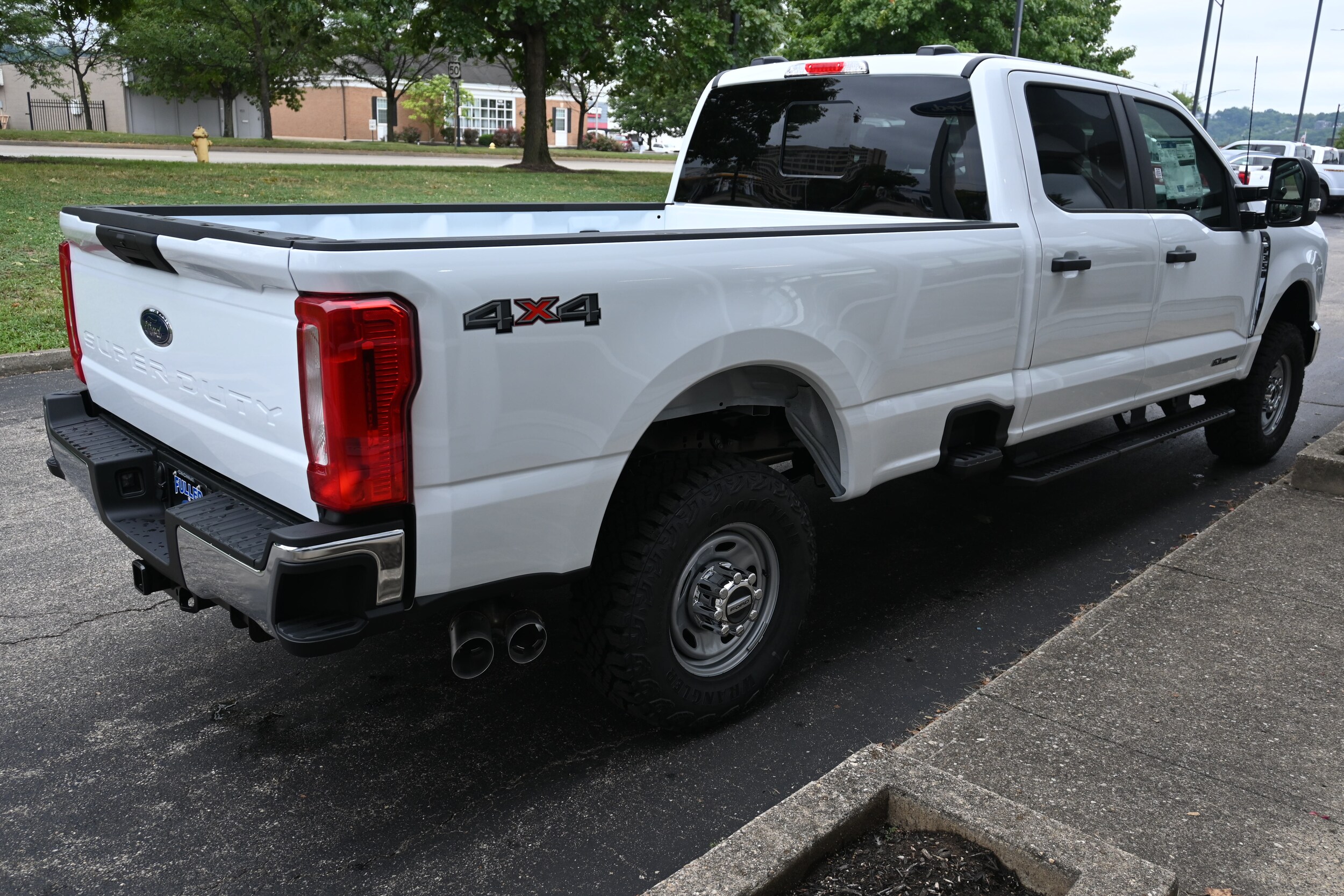2026 Ford F-350 XL photo 3