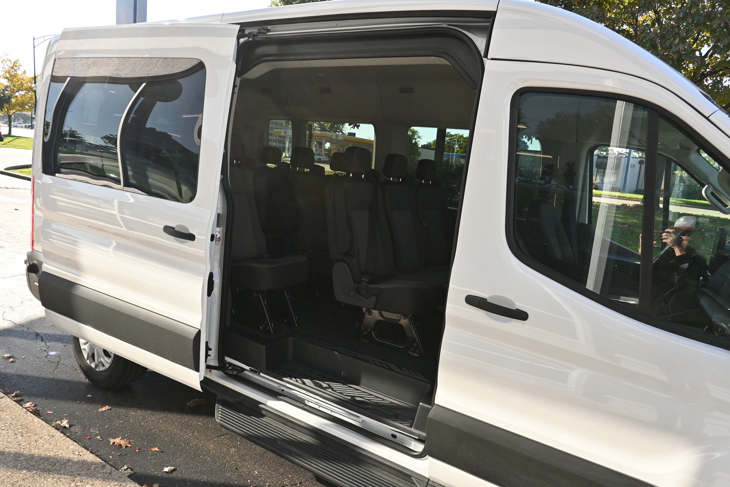2025 Ford Transit Passenger Van XLT - Photo 6