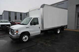 2026 Ford E-350 Cutaway E-350 SRW Truck
