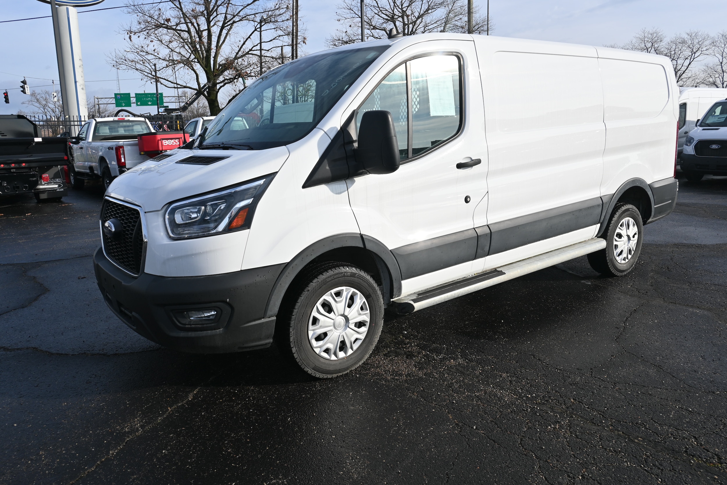 2023 Ford Transit Base's photo