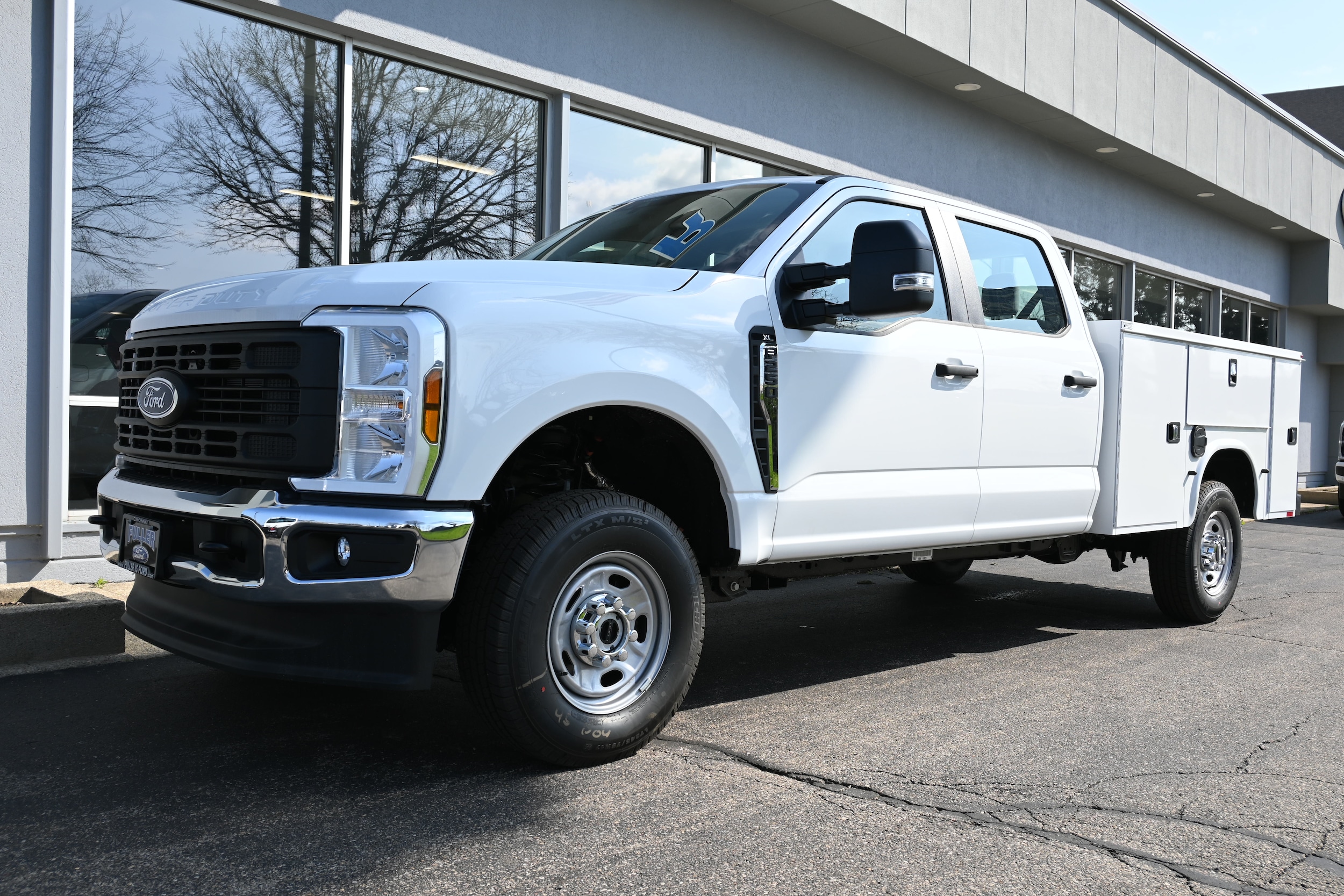 2026 Ford F-250 XL 4x4 Crew Cab 8' Box's photo