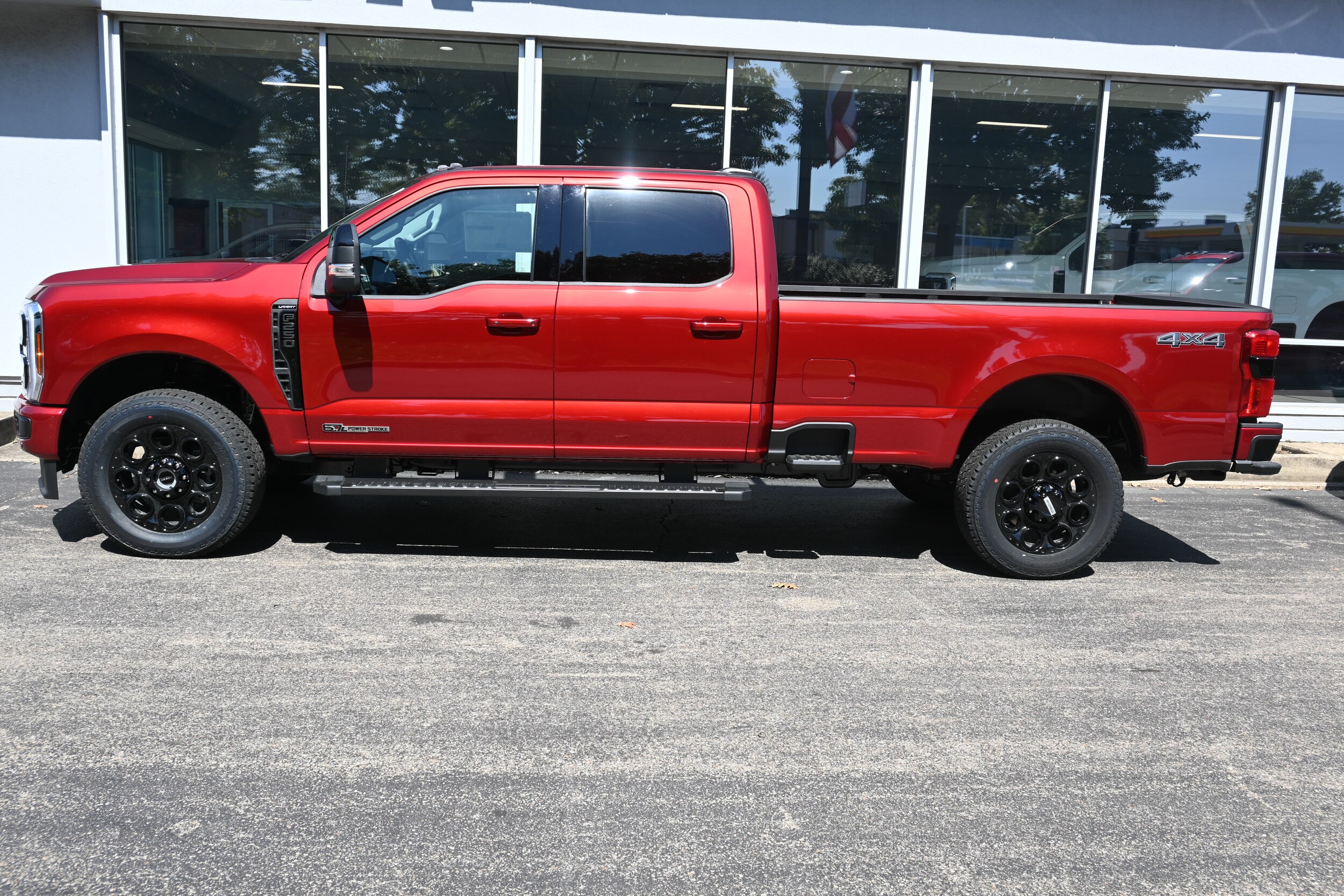 2026 Ford F-250 Lariat photo 3