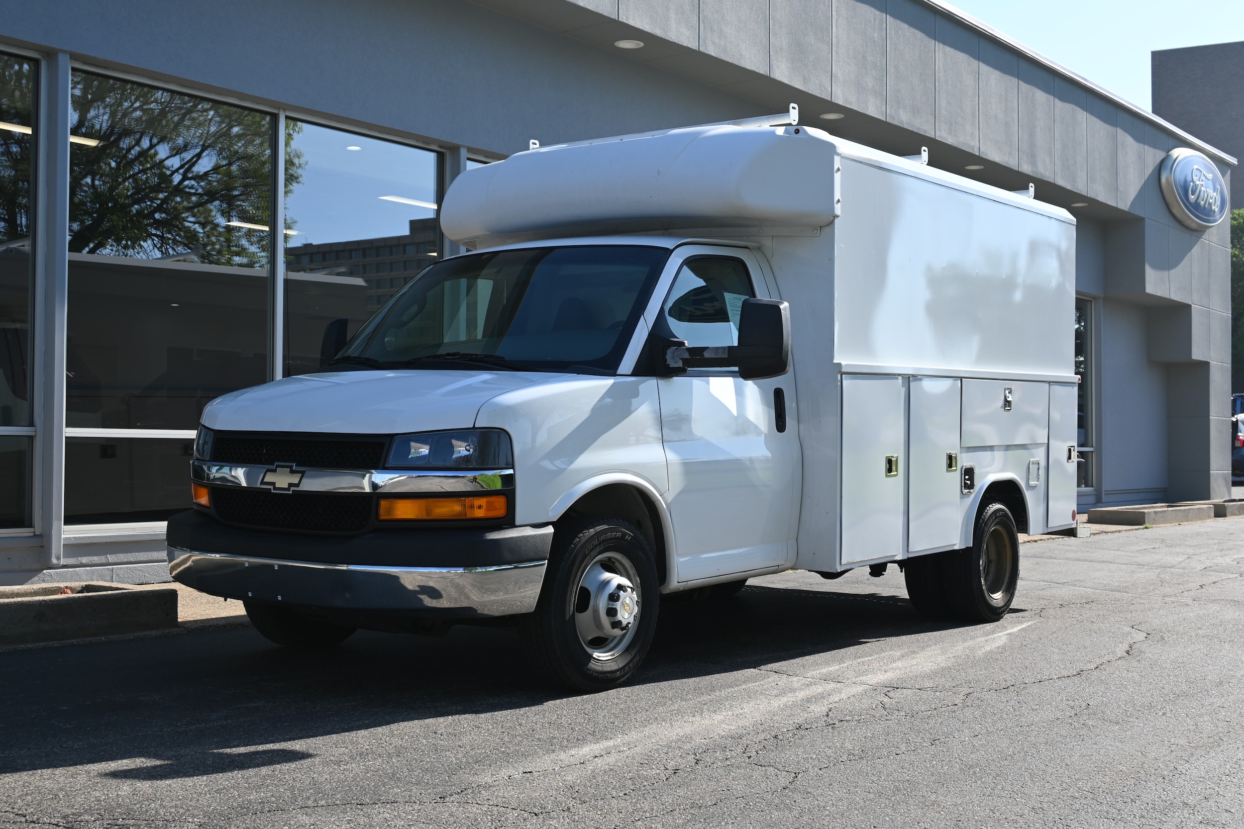 2017 Chevrolet Express Cutaway