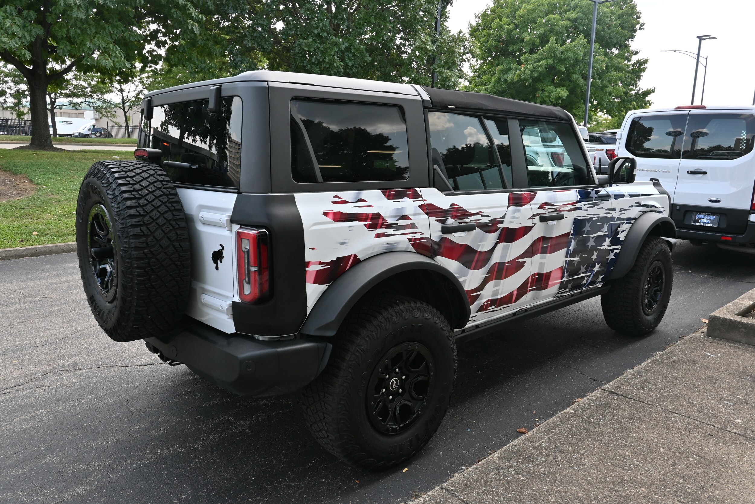 2023 Ford Bronco Base Big Bend Black Diamond Outer Banks Badlands Wildtrak Everglades photo 3