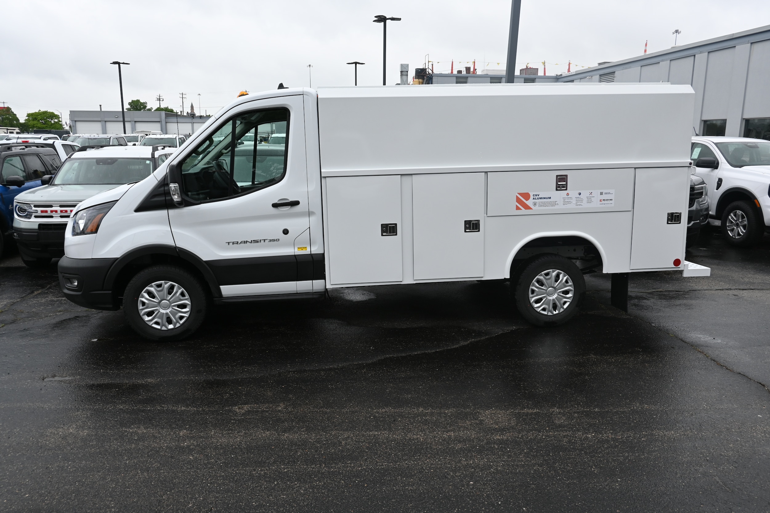 2025 Ford Transit photo 2