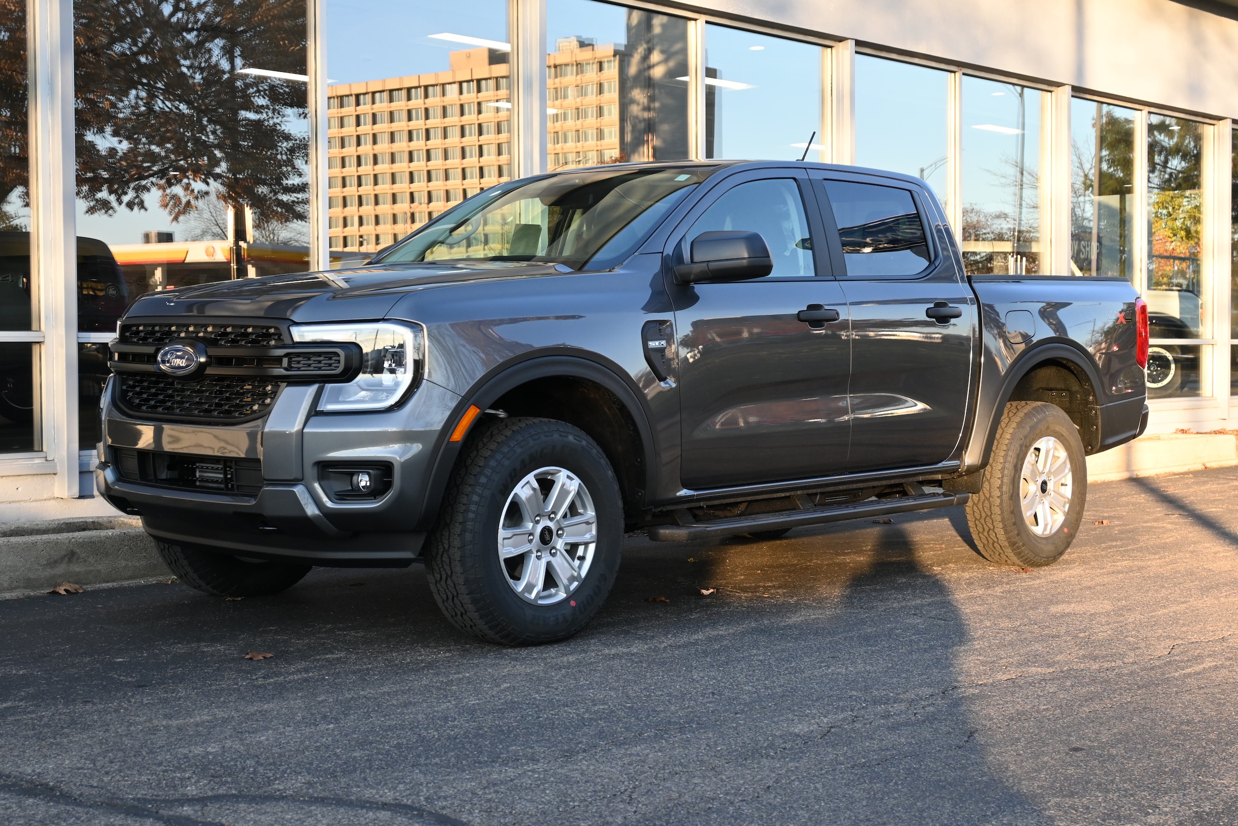 2025 Ford Ranger XL's photo