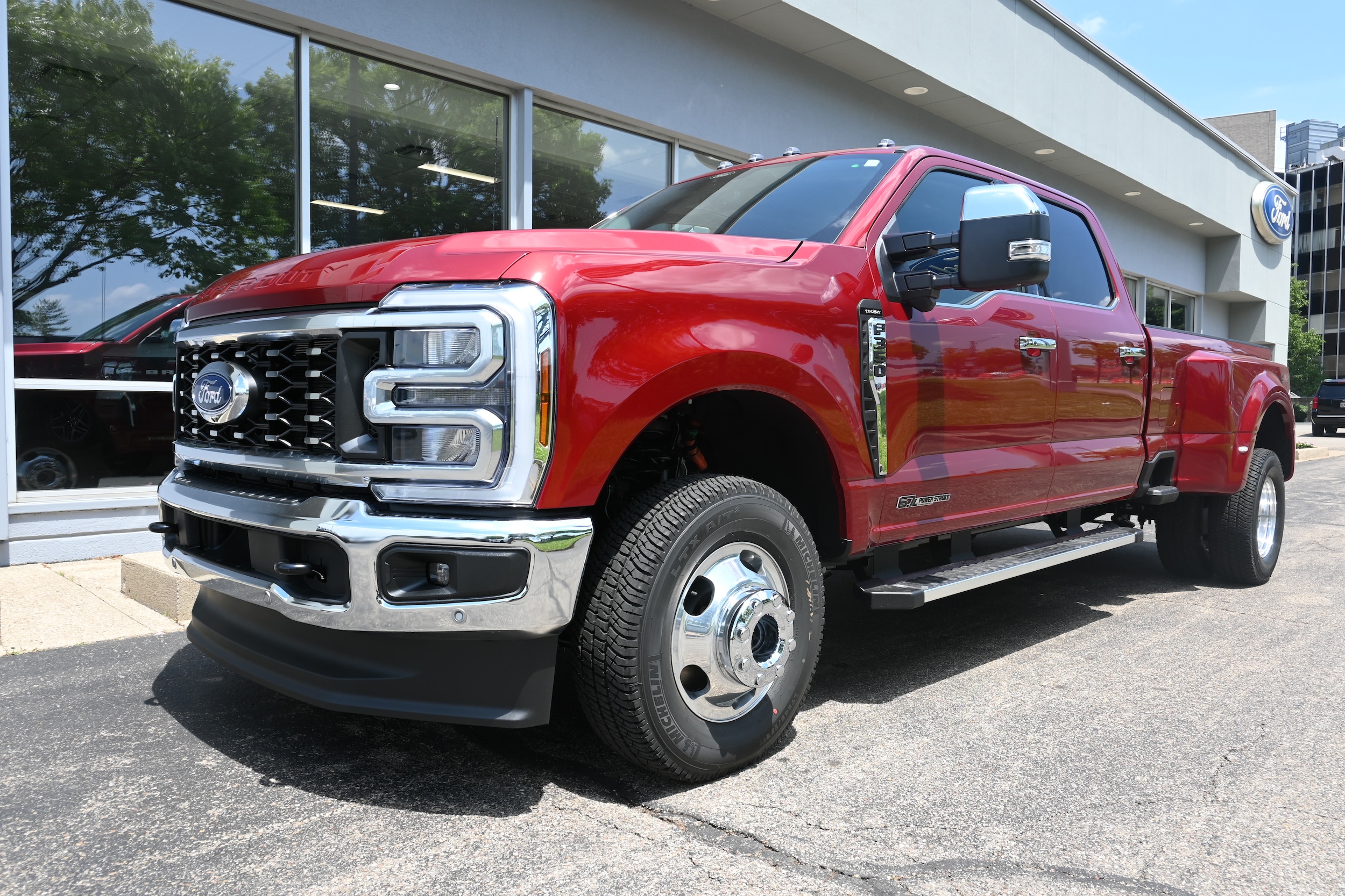 2026 Ford F-350 Lariat 4x4 Crew Cab 8' Box DRW's photo