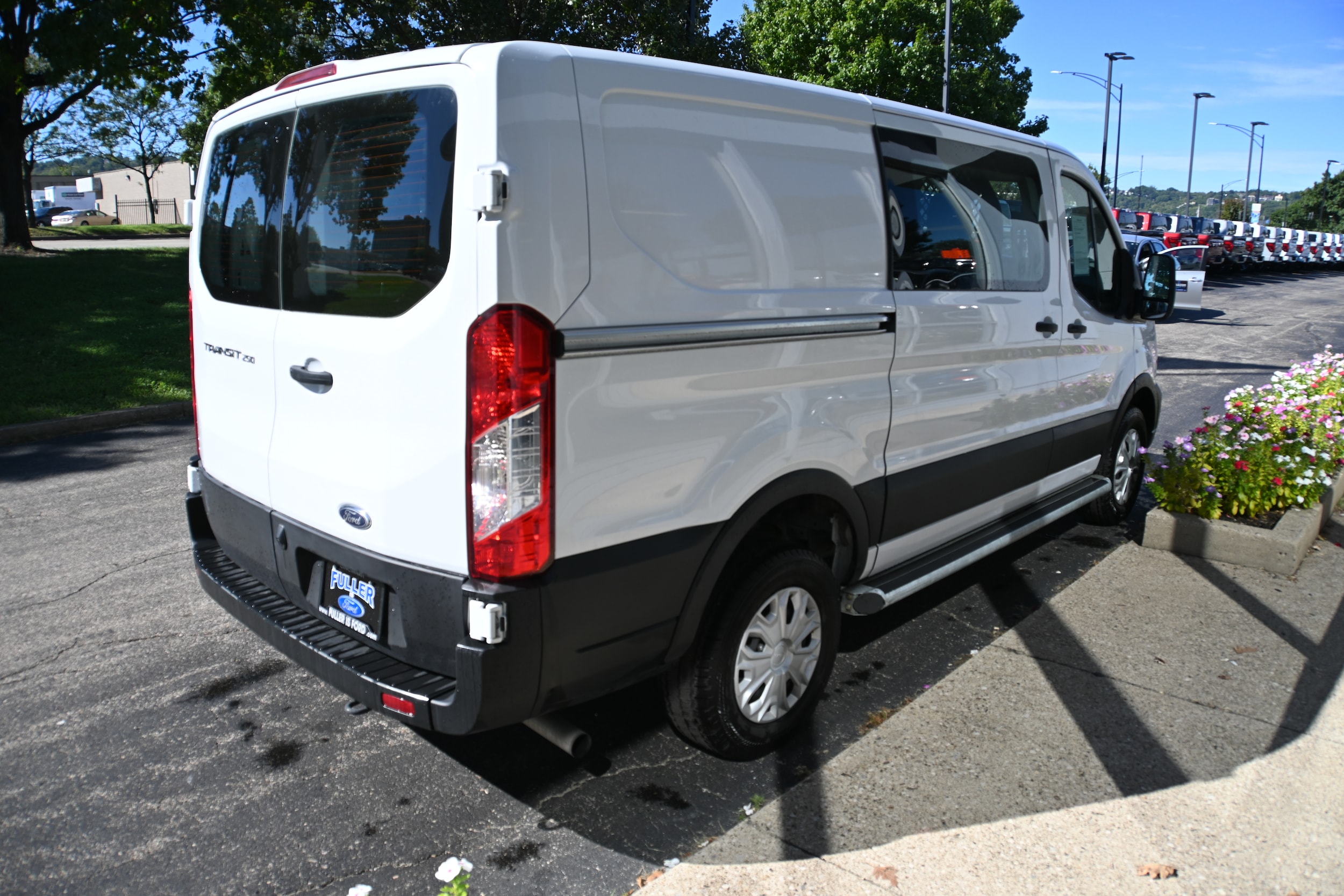 Photo 4