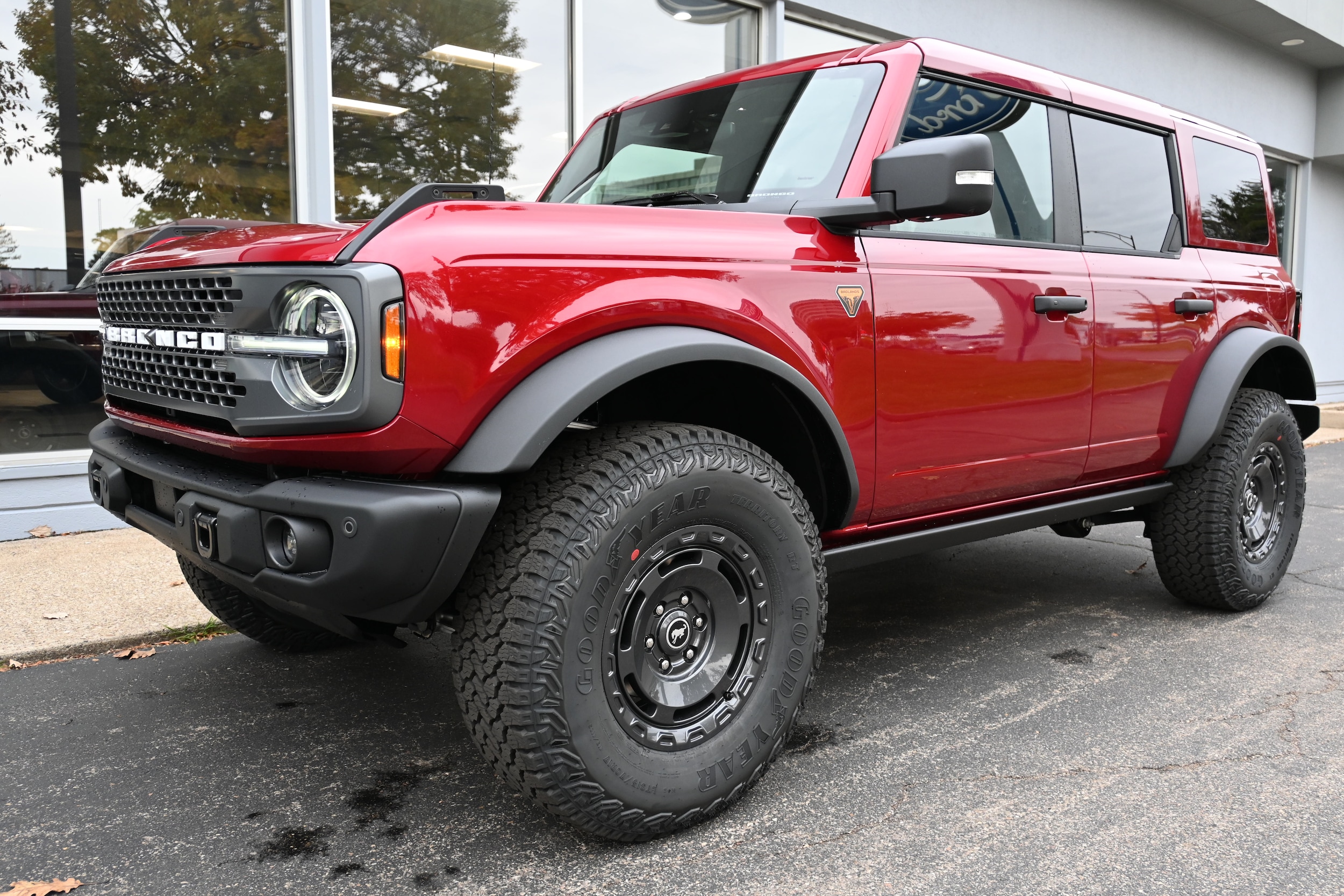 2025 Ford Bronco 4-Door Badlands's photo
