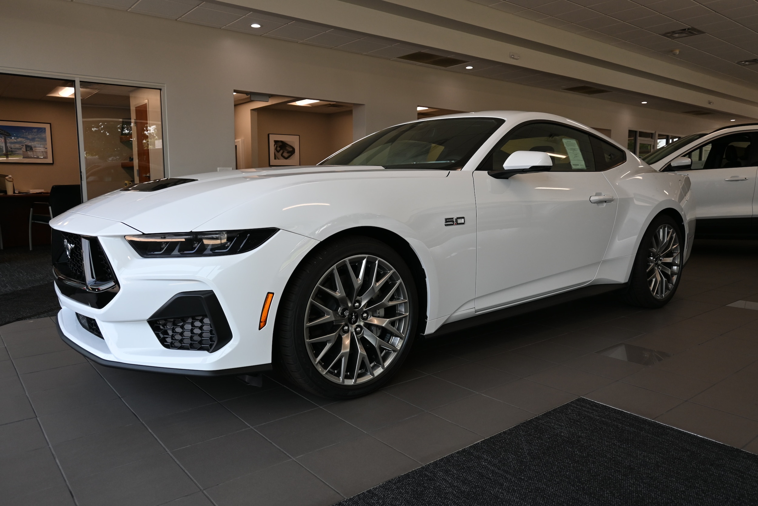 2025 Ford Mustang GT Premium's photo