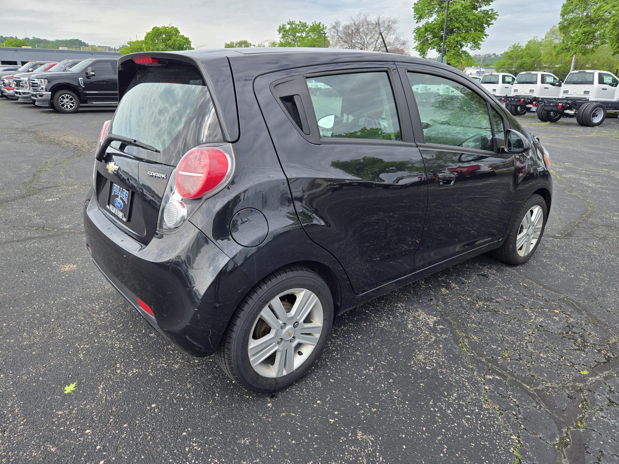 2015 Chevrolet Spark LS photo 4