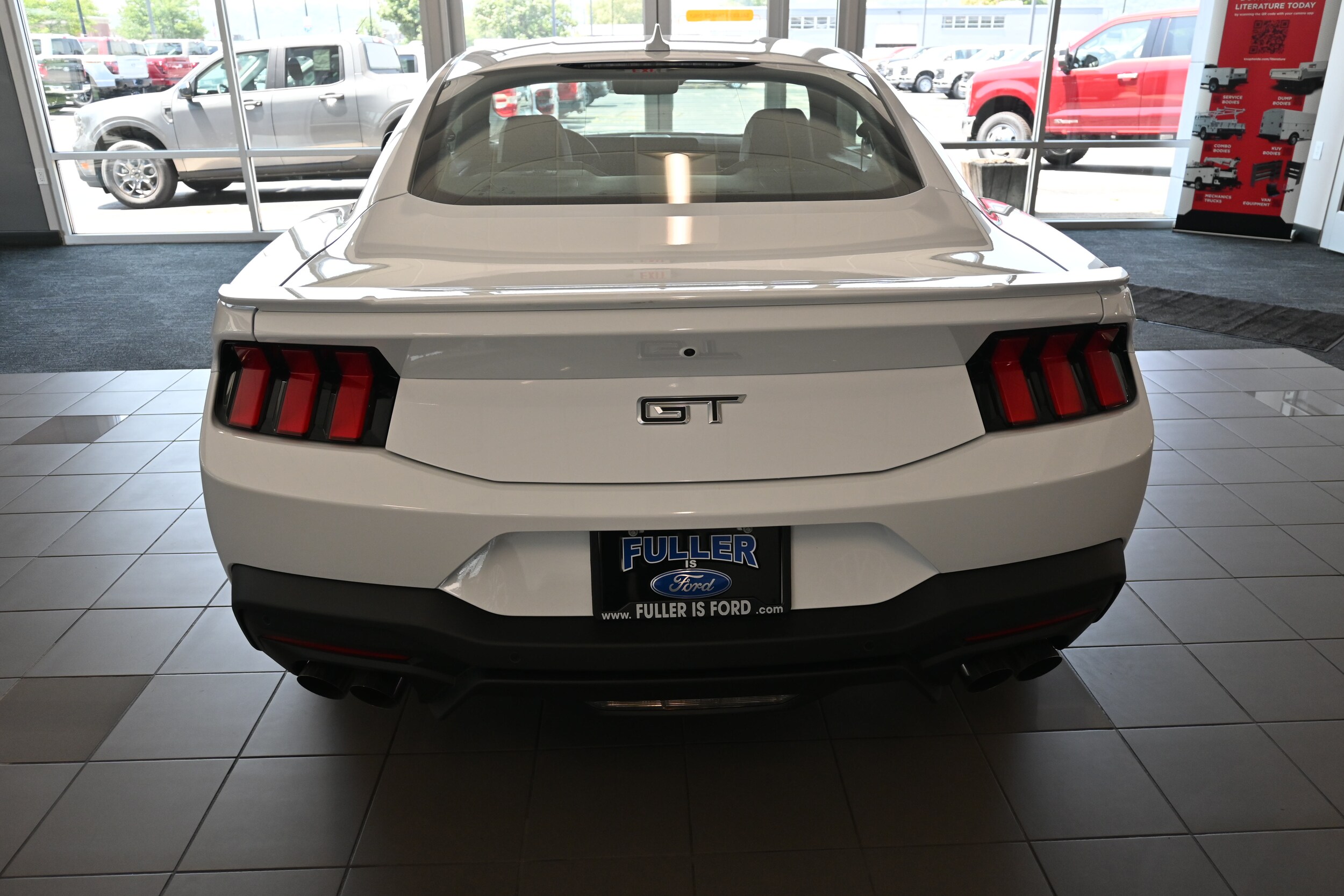 2025 Ford Mustang GT Premium photo 4