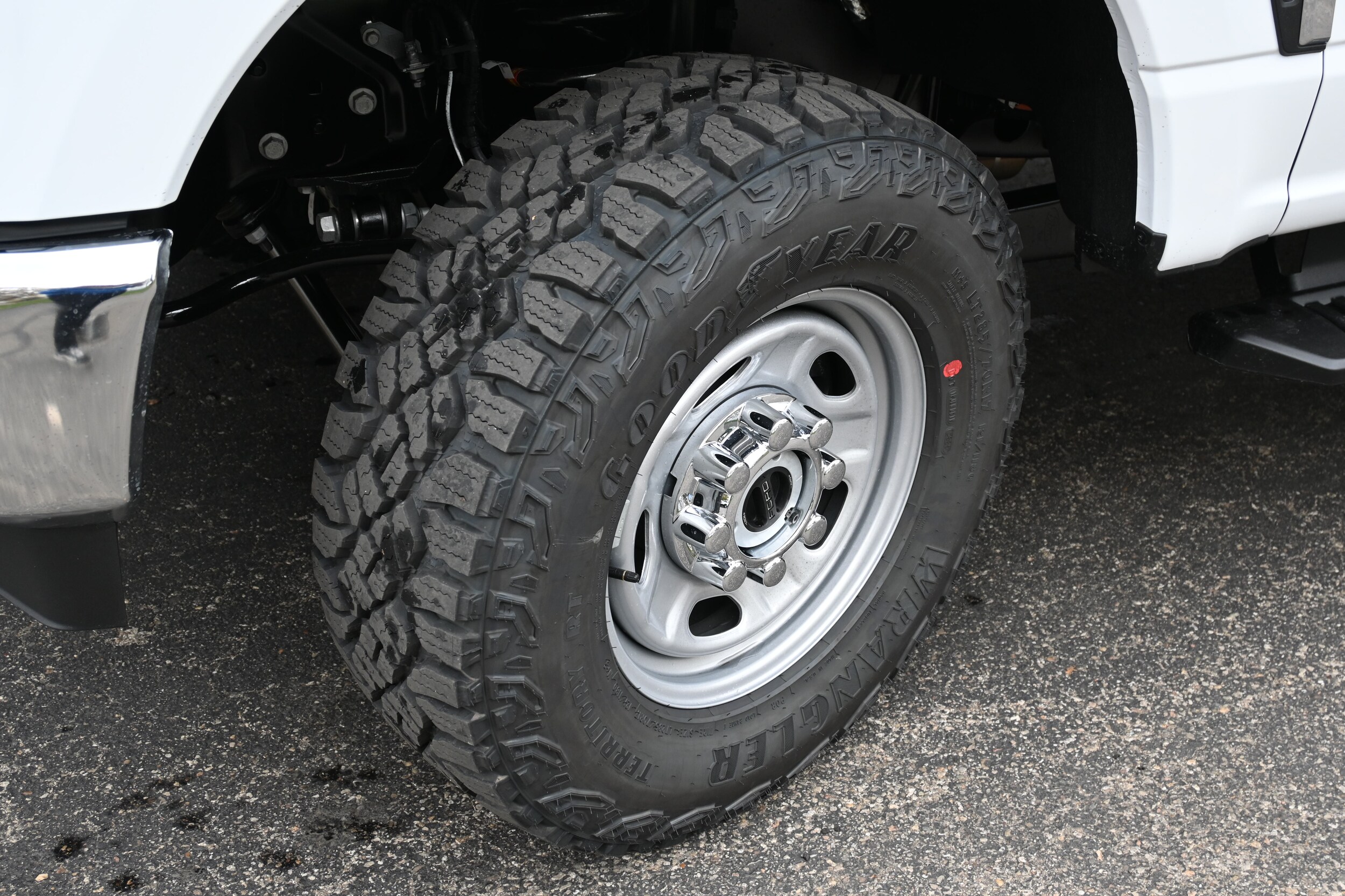 2026 Ford F-250 XL photo 2