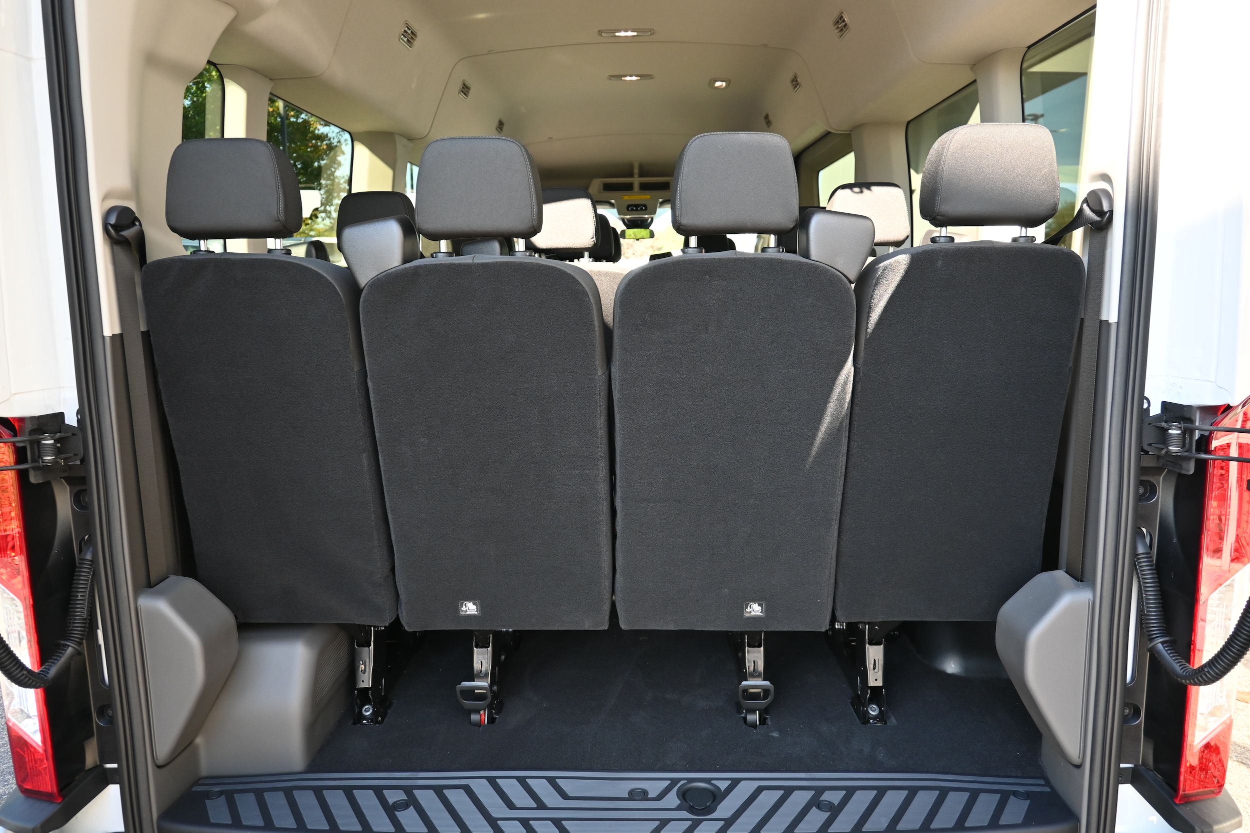 2025 Ford Transit Passenger Van XLT - Photo 9