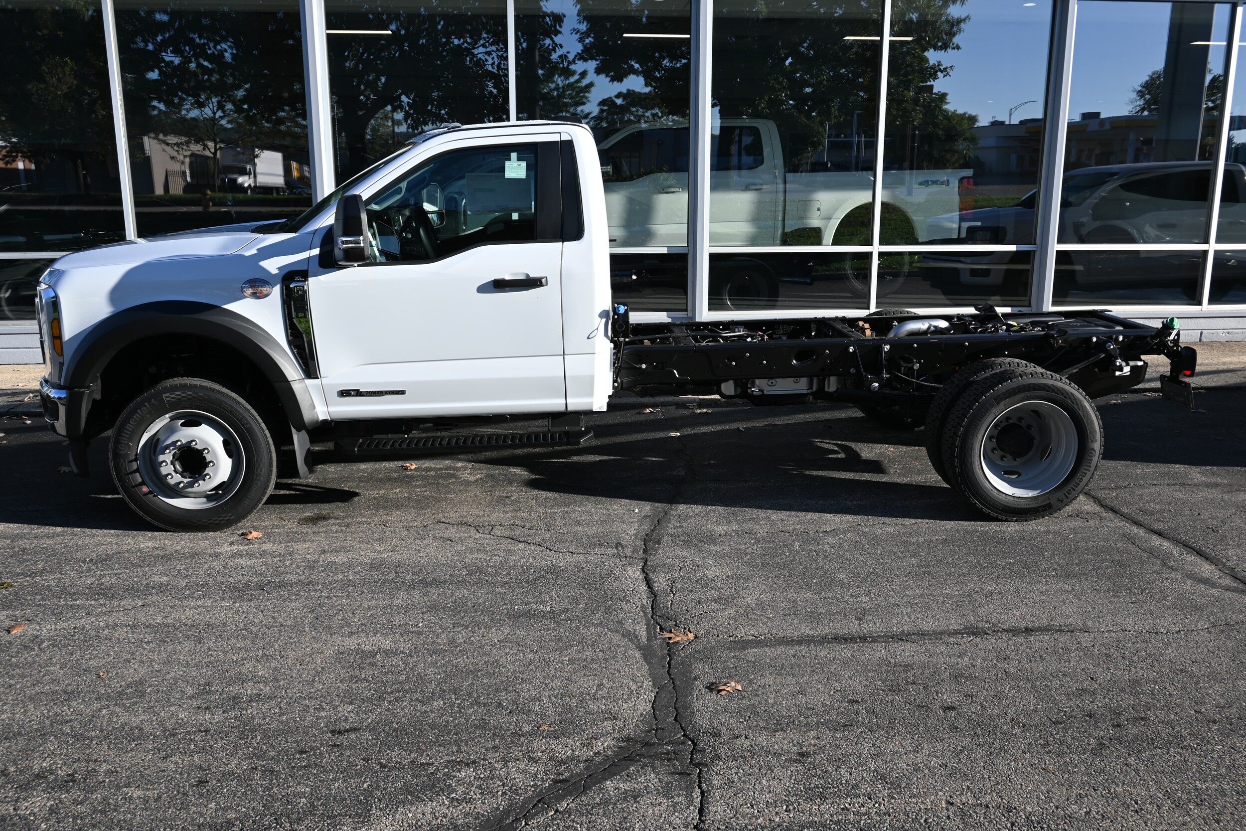 2026 Ford F-450 XL photo 2