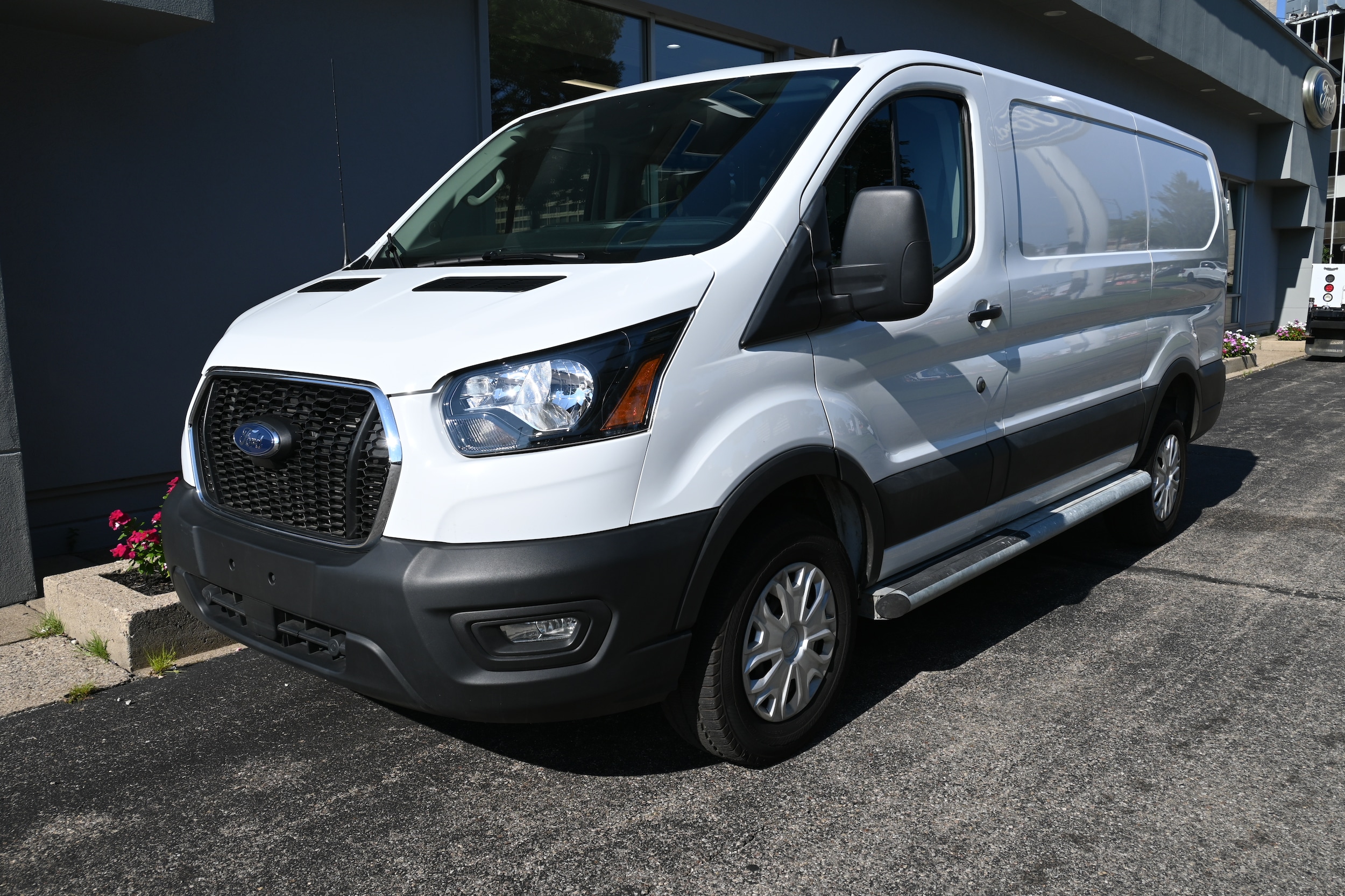 2025 Ford Transit Cargo Van