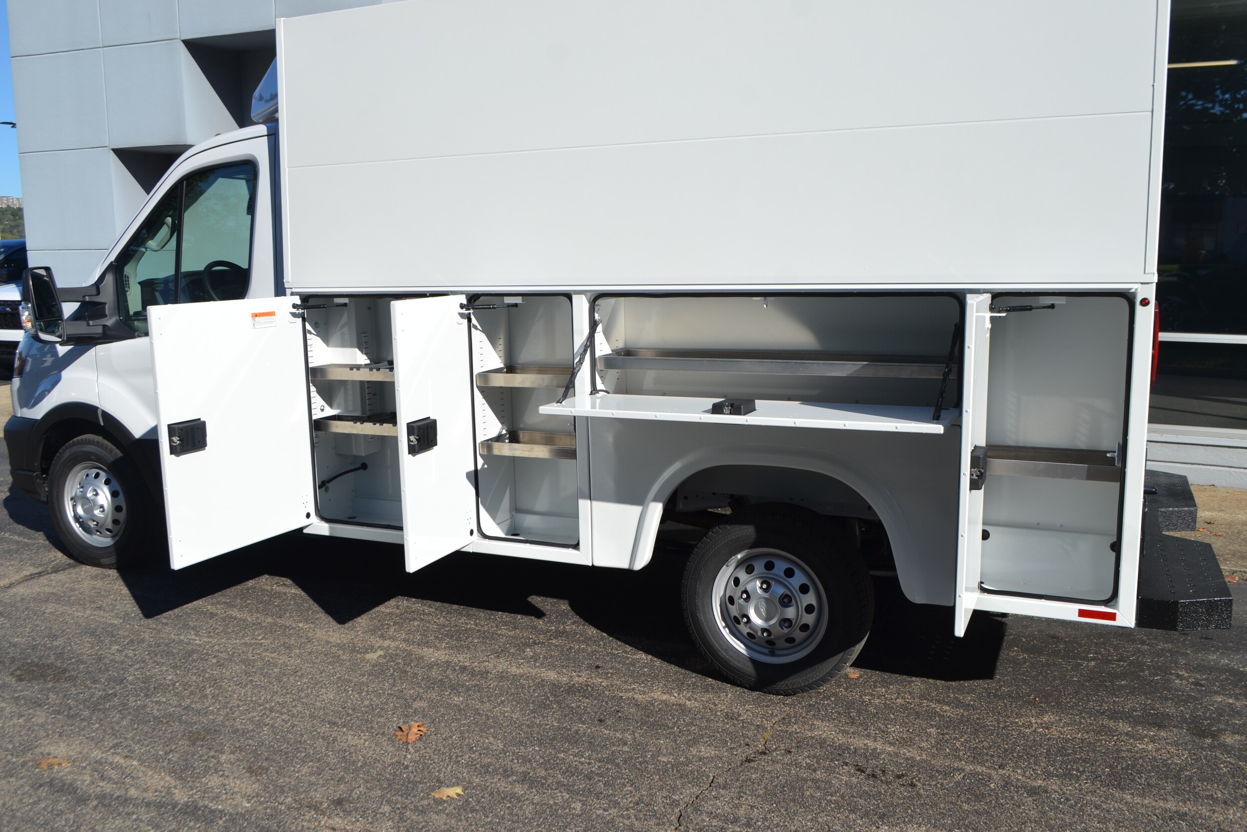 2024 Ford Transit photo 4