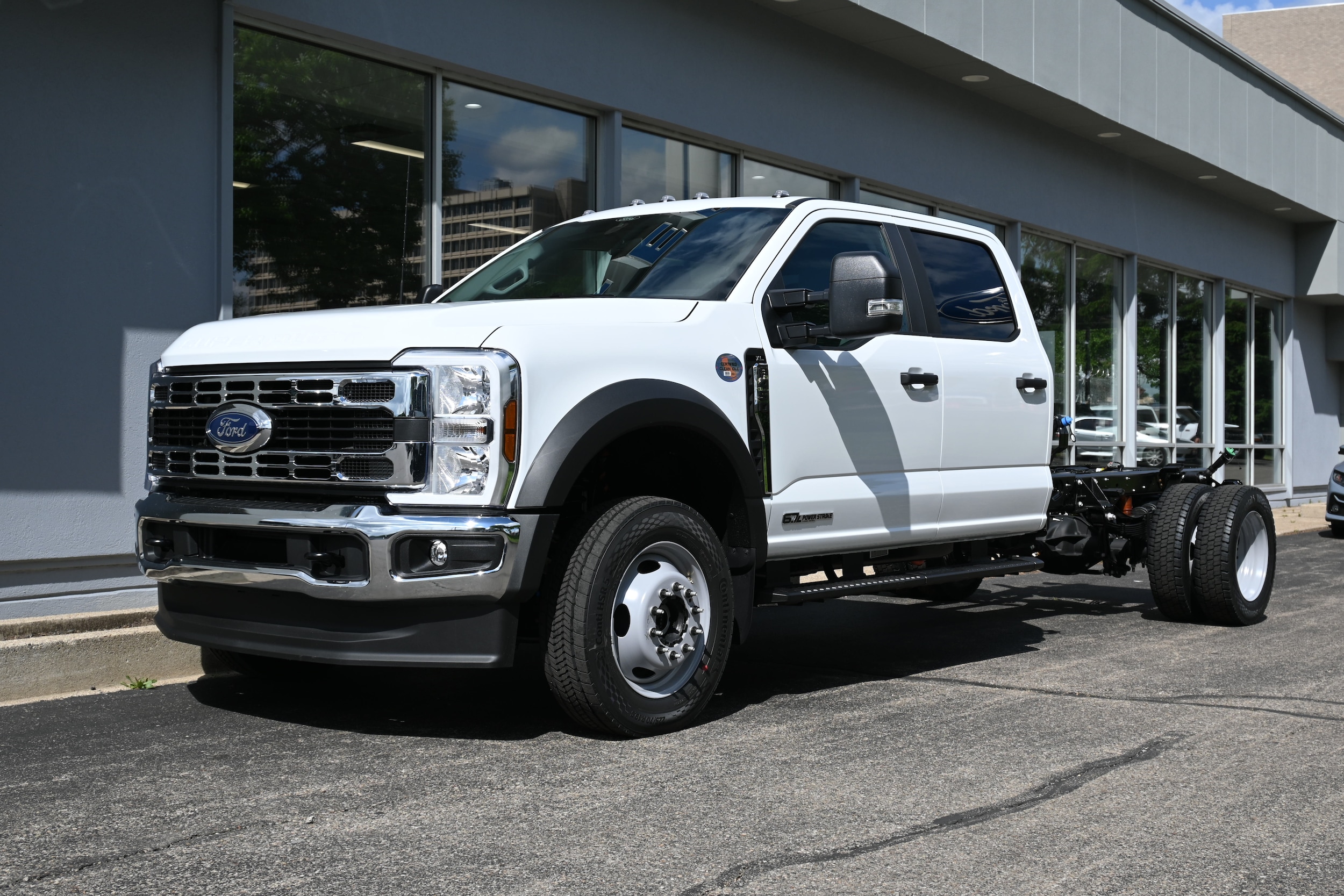 2026 Ford F-450 XL 4x4 Crew Cab 203-In DRW's photo