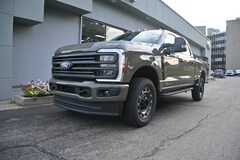 2027 Ford F-250 F-250&reg; XLT Truck Crew Cab