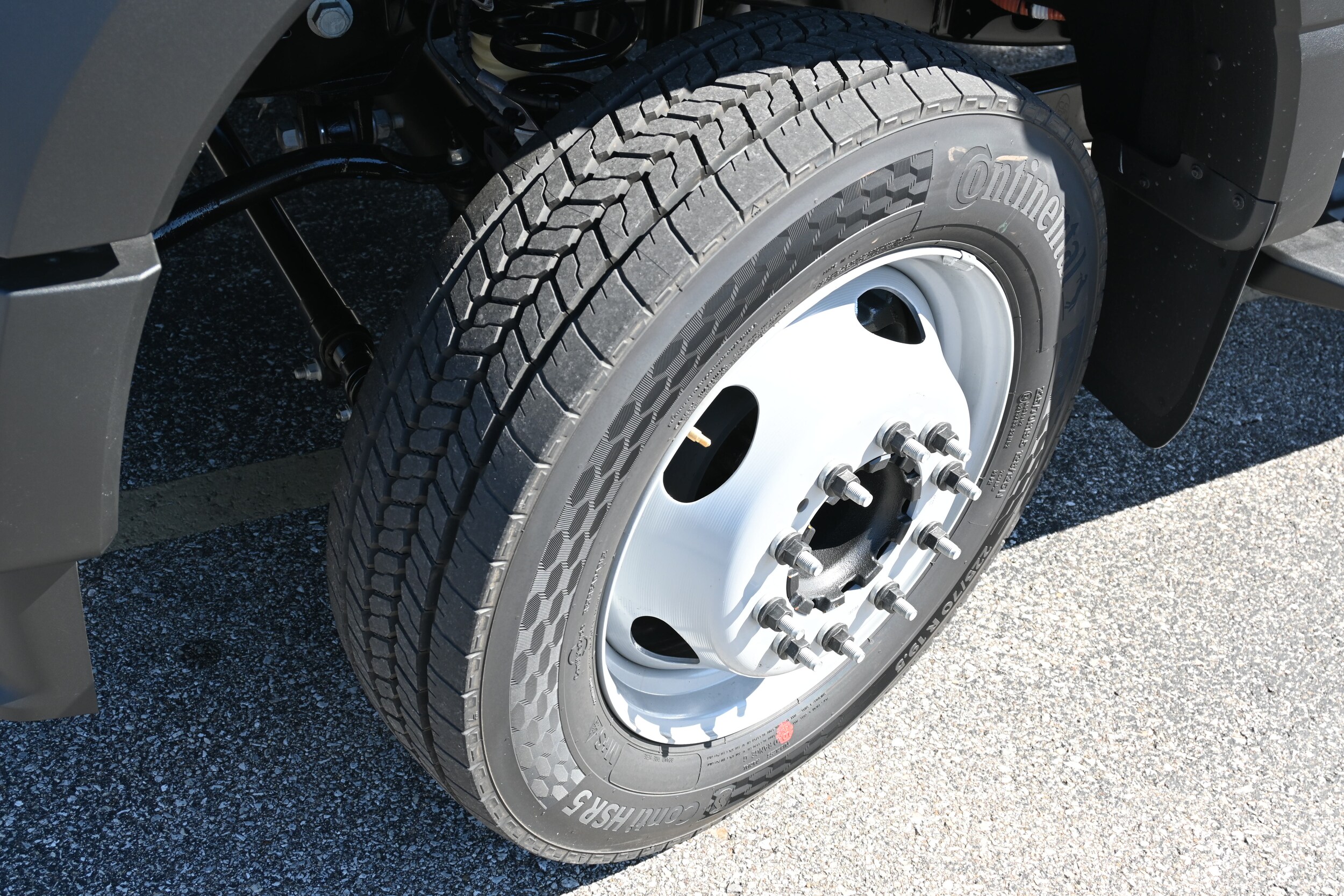 2026 Ford F-550 XL photo 4