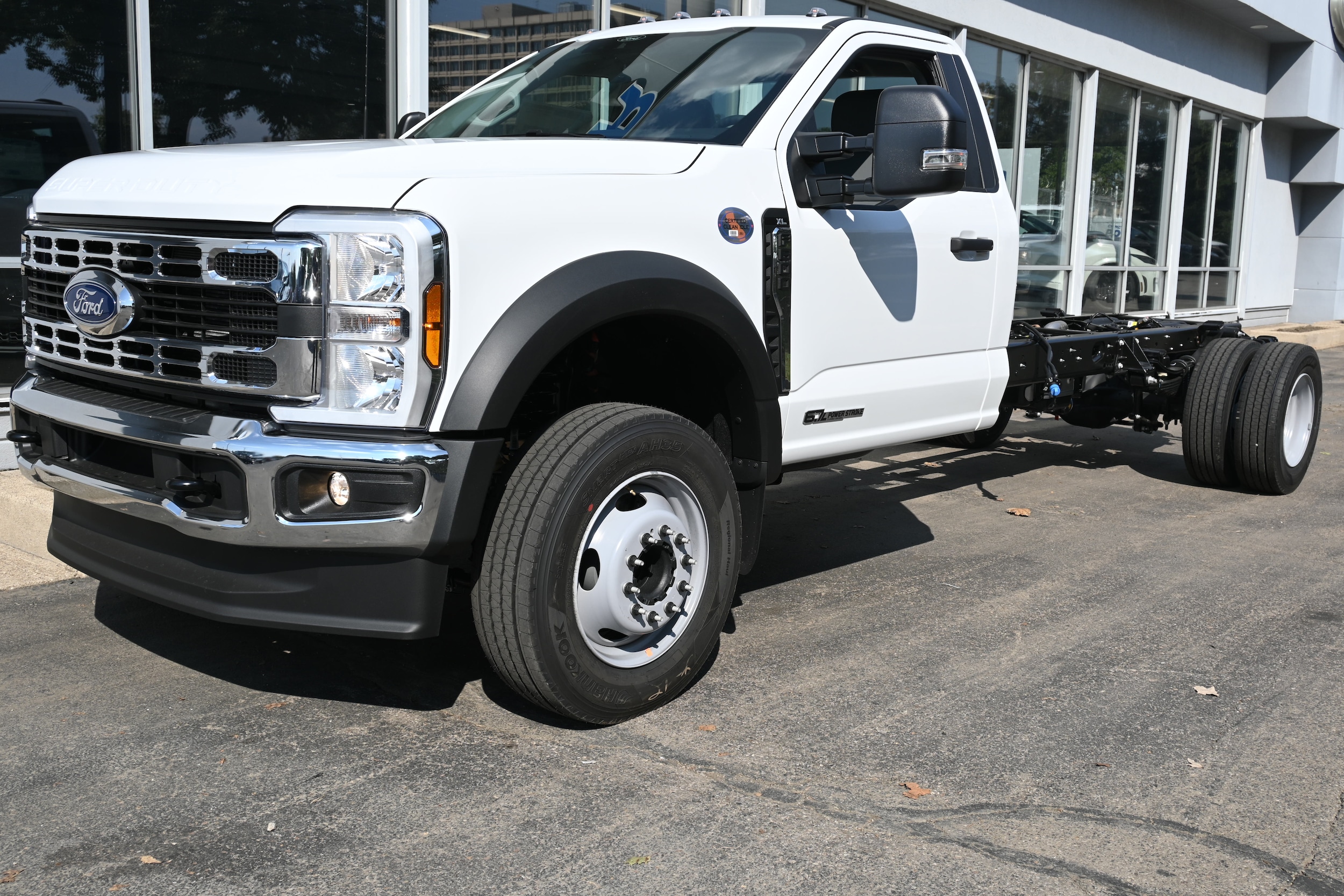 2026 Ford F-600 Super Duty Chassis Cab XL's photo
