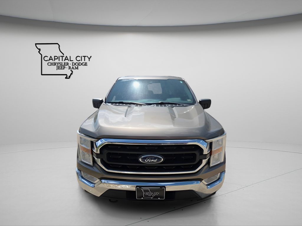 2022 Ford F-150 XLT photo 2