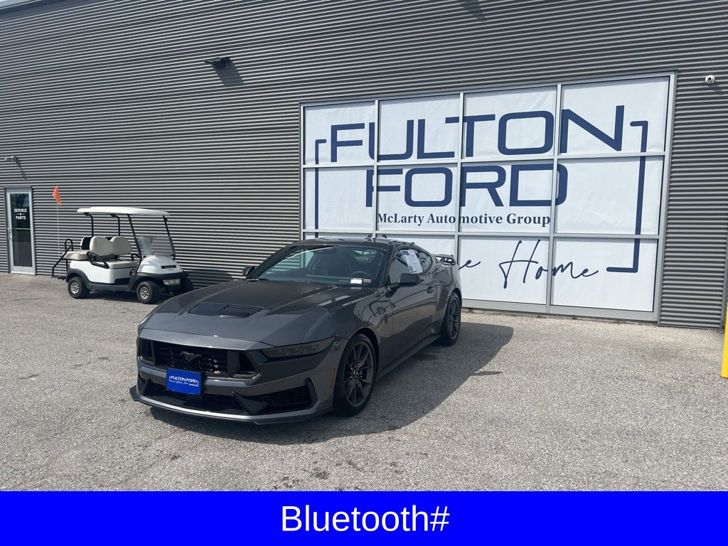 2024 Ford Mustang Dark Horse photo 2