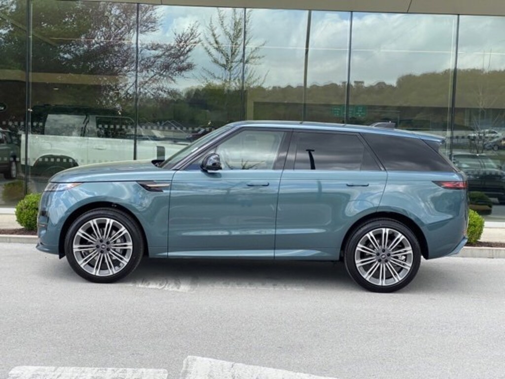 New 2025 Land Rover Range Rover Sport Dynamic SE P400 Dynamic SE