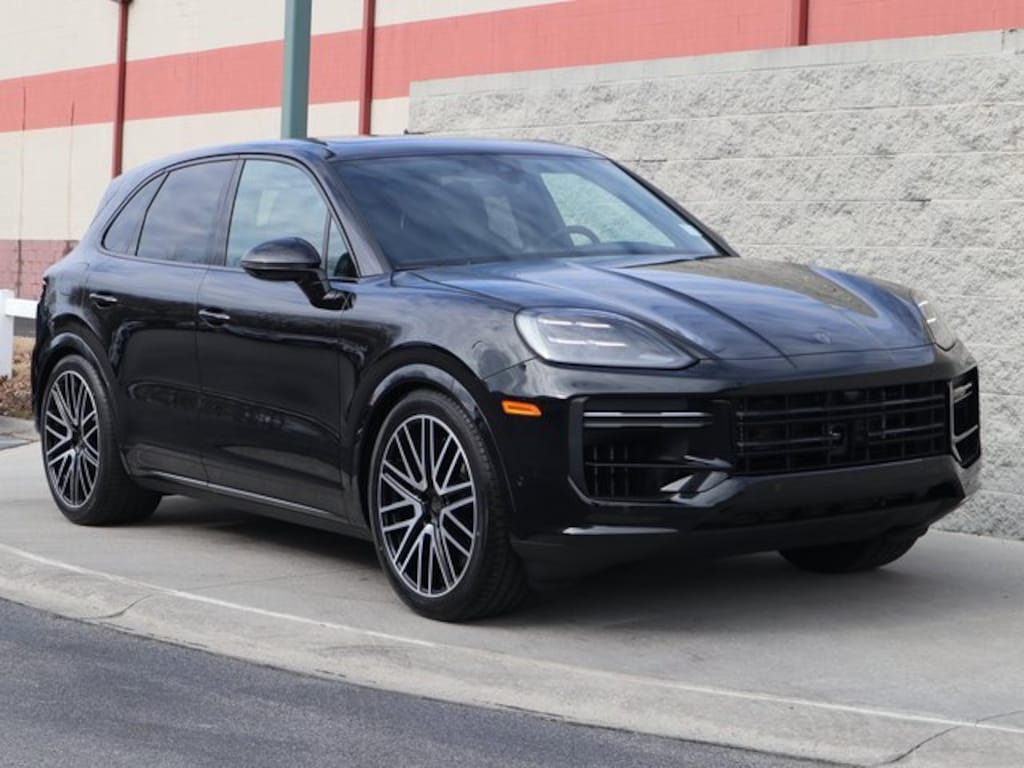 New 2025 Porsche Cayenne Turbo E-Hybrid Turbo E-Hybrid AWD