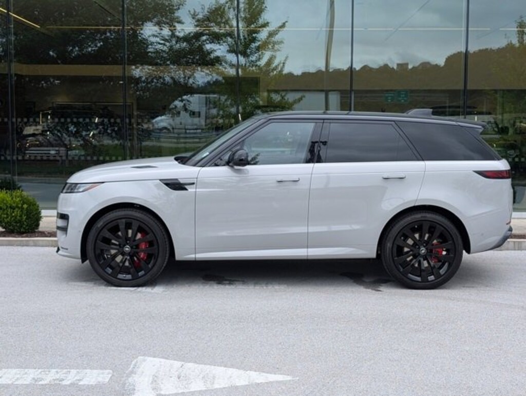 New 2025 Land Rover Range Rover Sport Dynamic SE P400 Dynamic SE