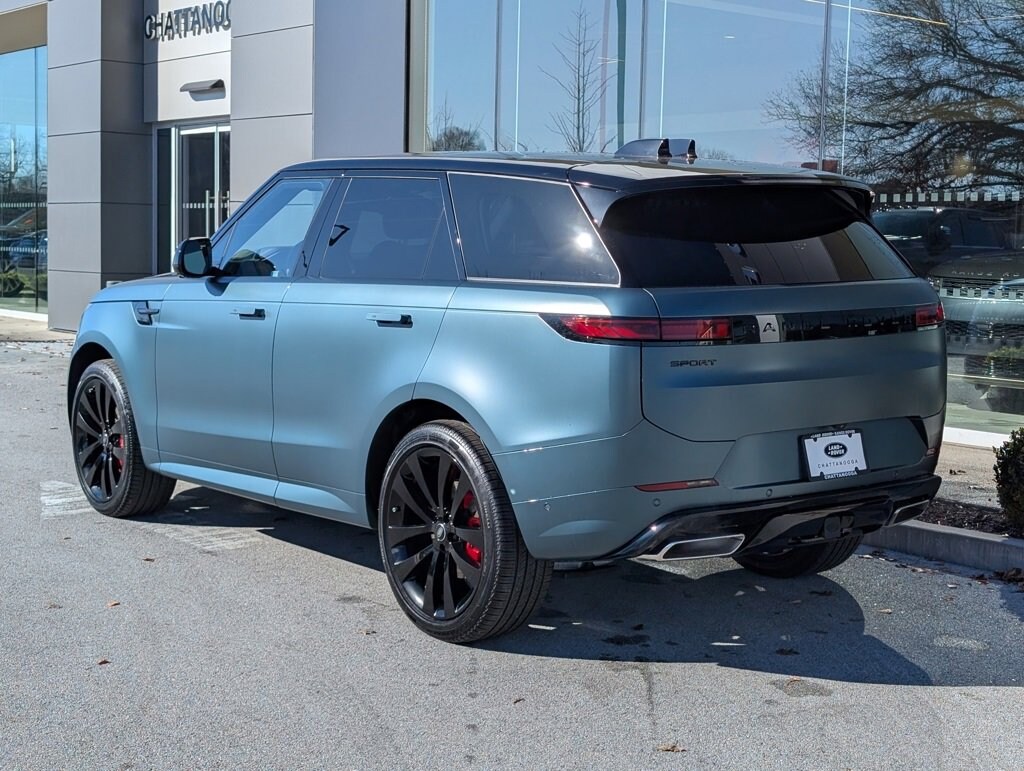 New 2025 Land Rover Range Rover Sport Dynamic SE P400 Dynamic SE