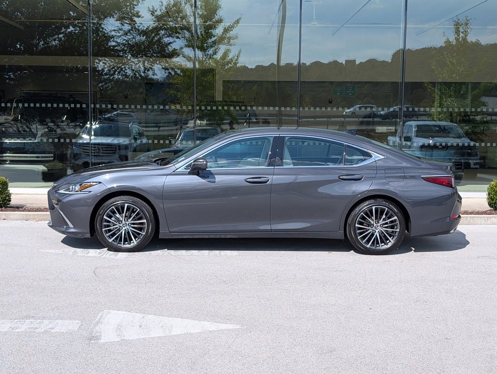 2025 Lexus ES 350 Base photo 2
